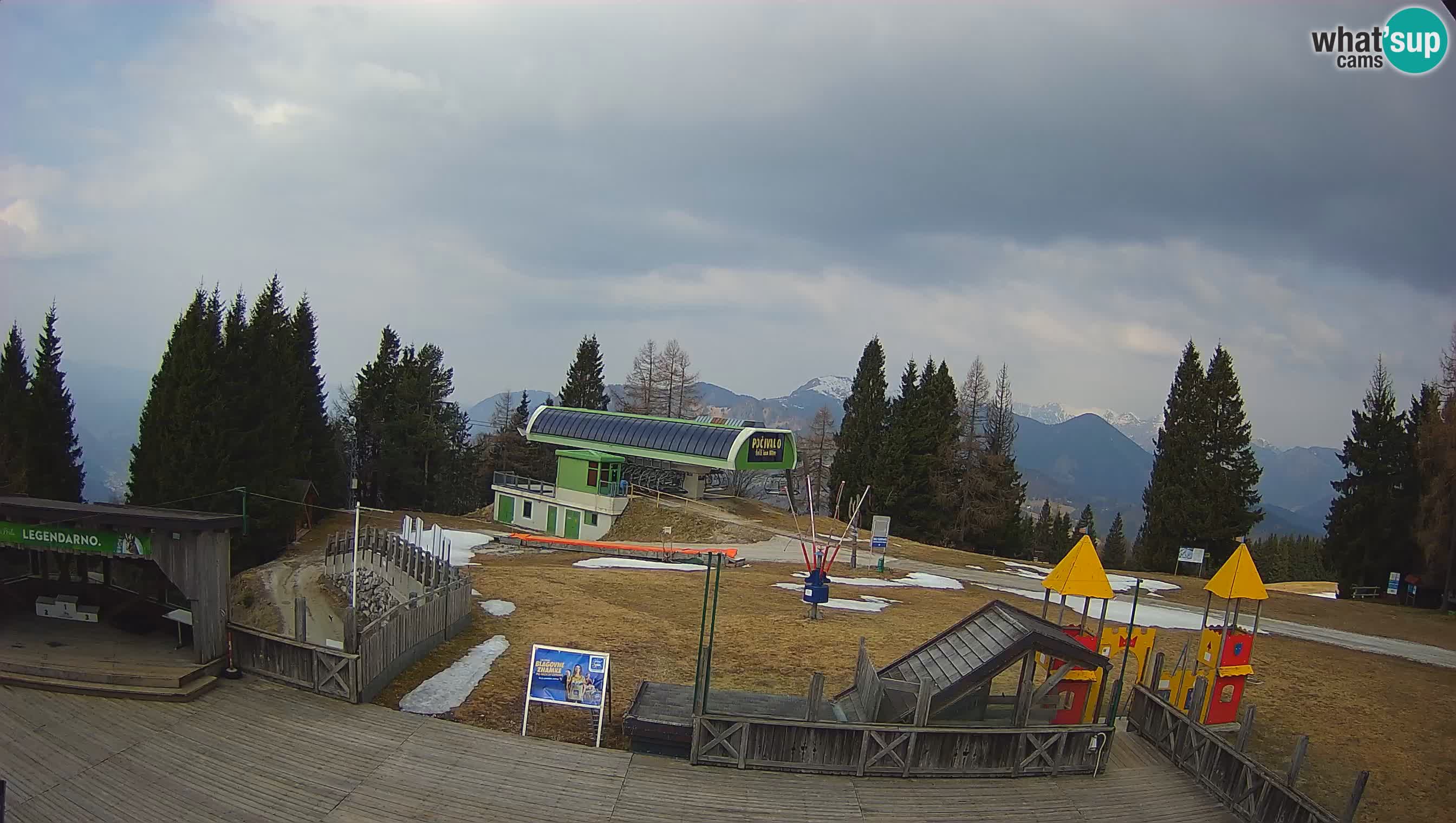 Webcam Počivalo – Alpska Perla | Vista live dalla stazione sciistica di Cerkno