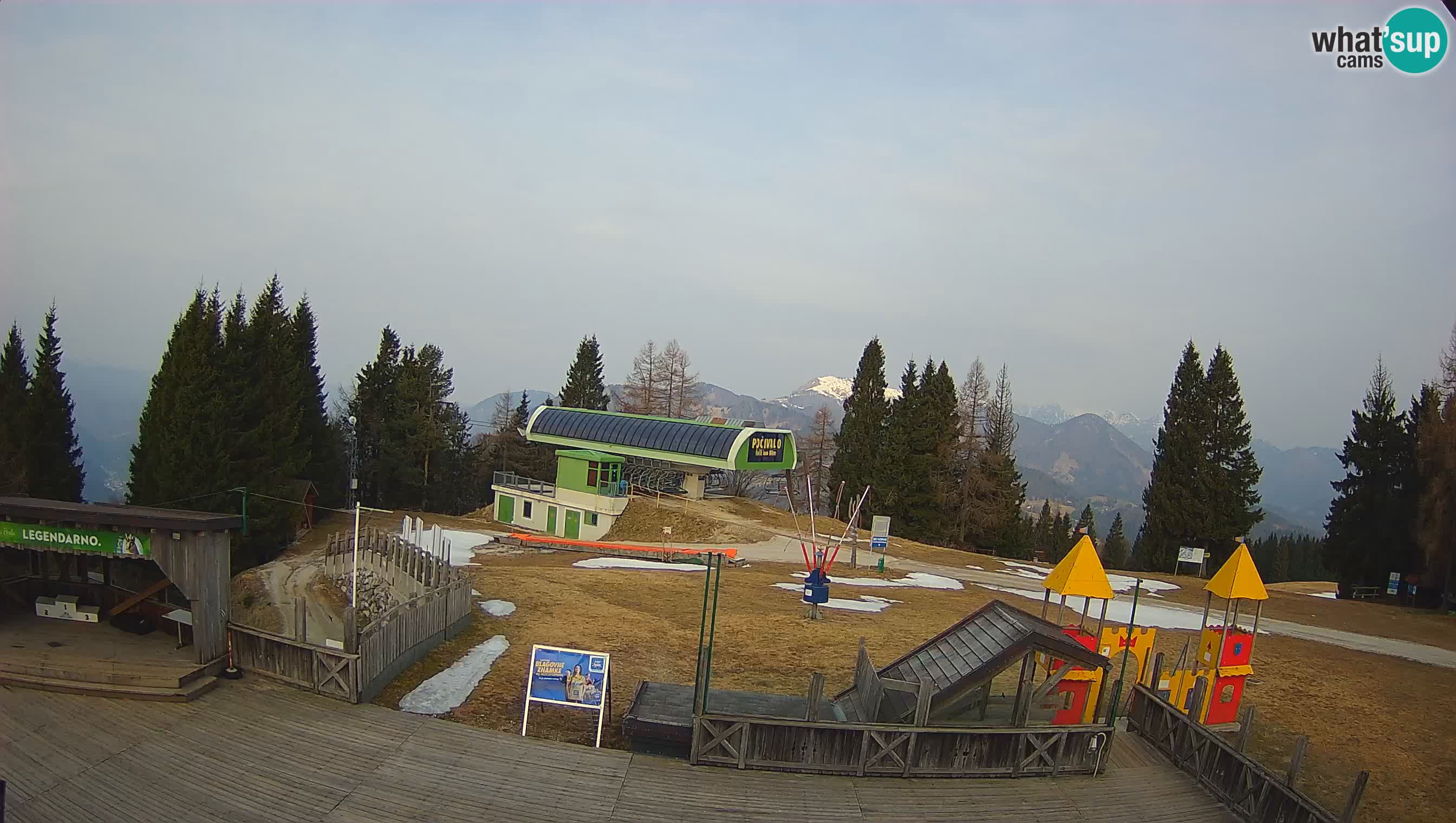 Alpska Perla Ski center Cerkno Počivalo webcam – Slovenia