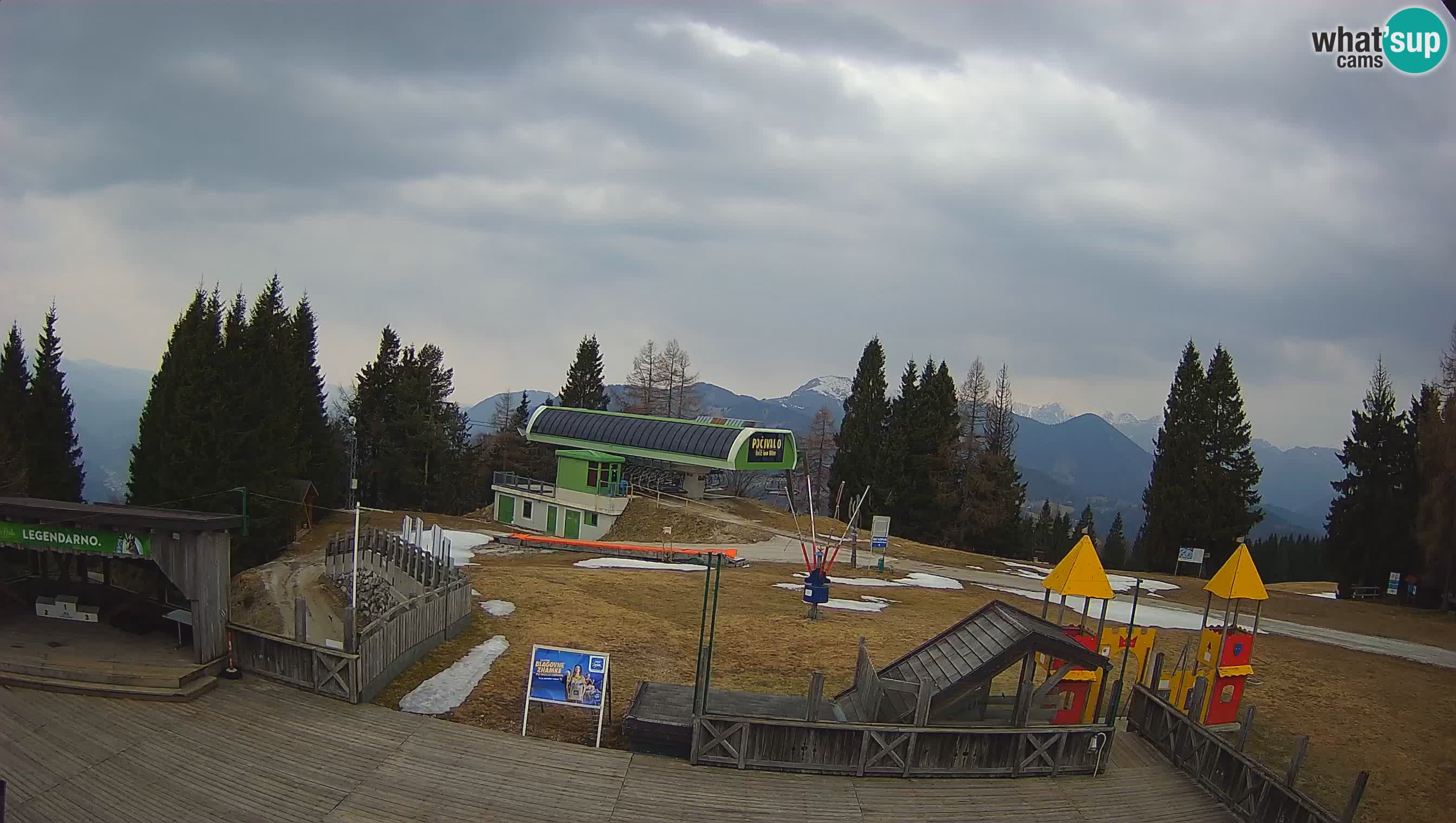 Webcam Počivalo – Alpska Perla | Vista live dalla stazione sciistica di Cerkno