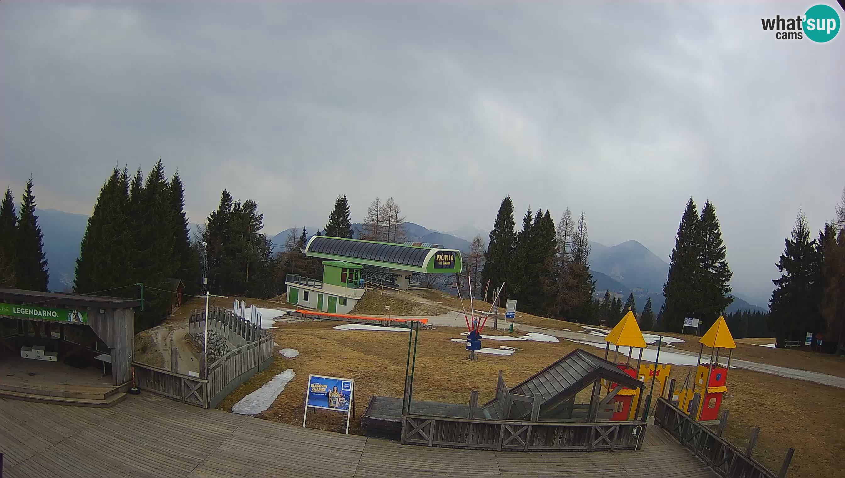 Webcam de la station de ski des Alpes slovènes à Cerkno Počivalo