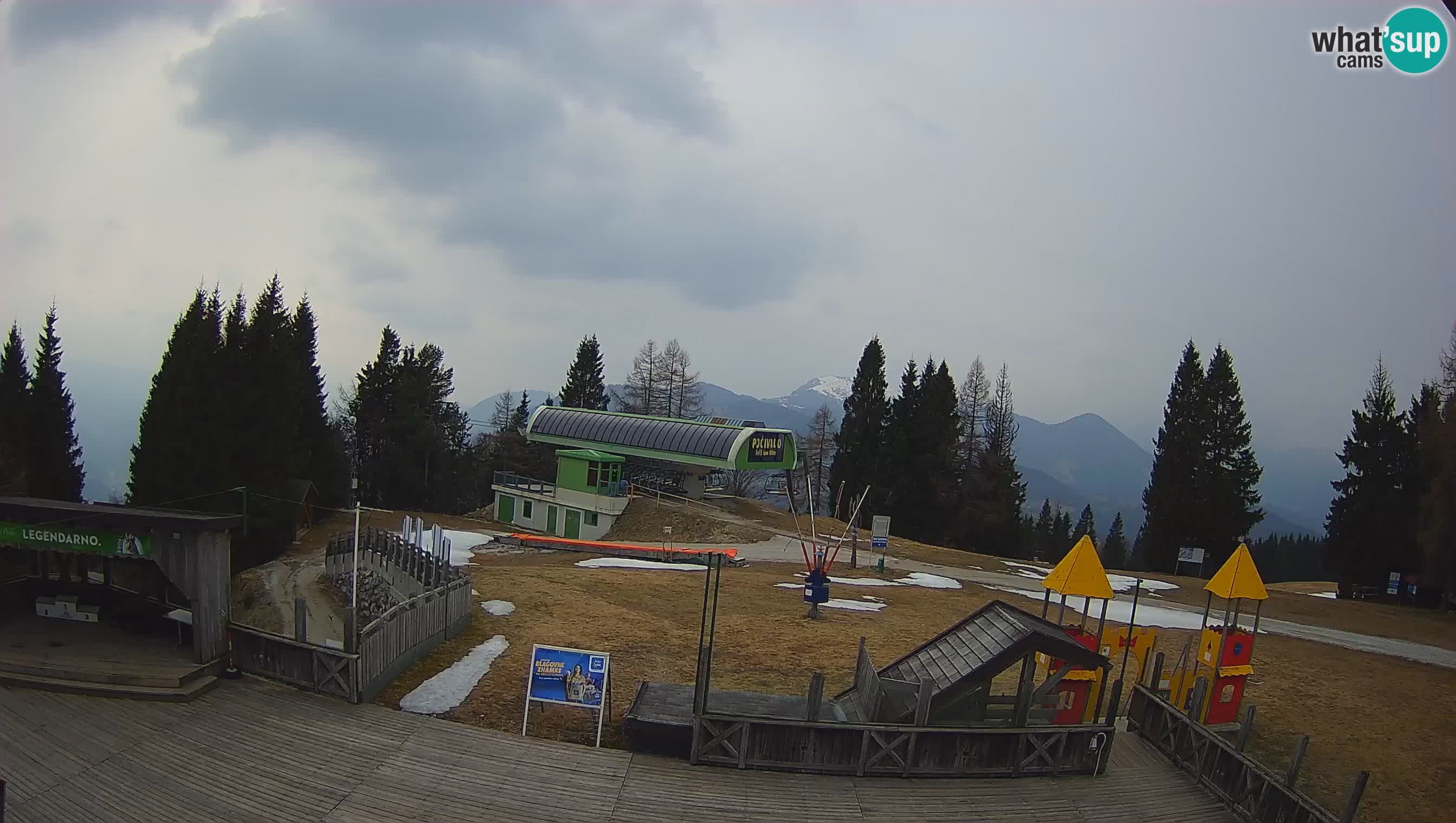 Webcam de la station de ski des Alpes slovènes à Cerkno Počivalo