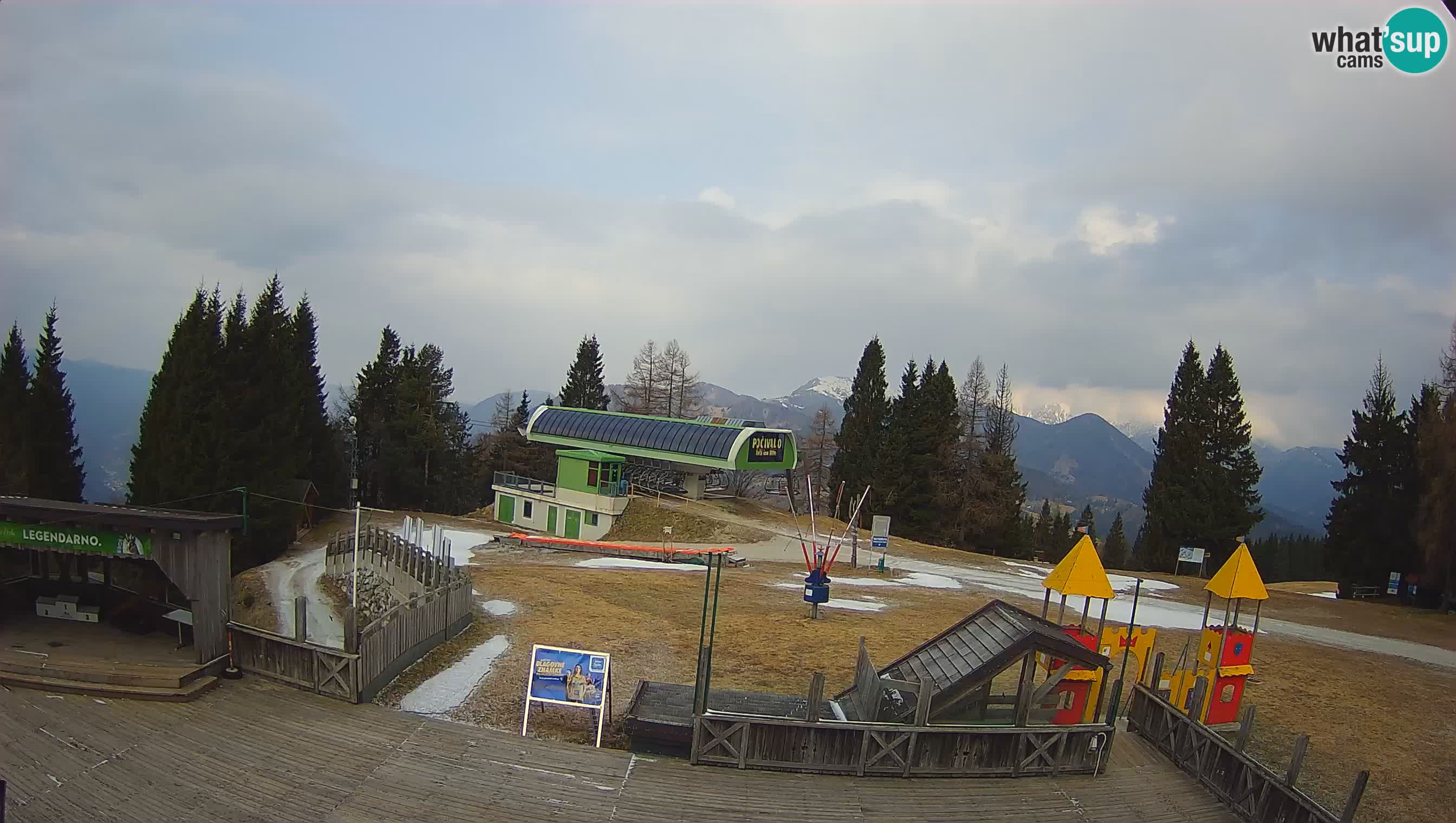 Cámara web Počivalo – Alpska Perla | Vista en vivo desde la estación de esquí Cerkno