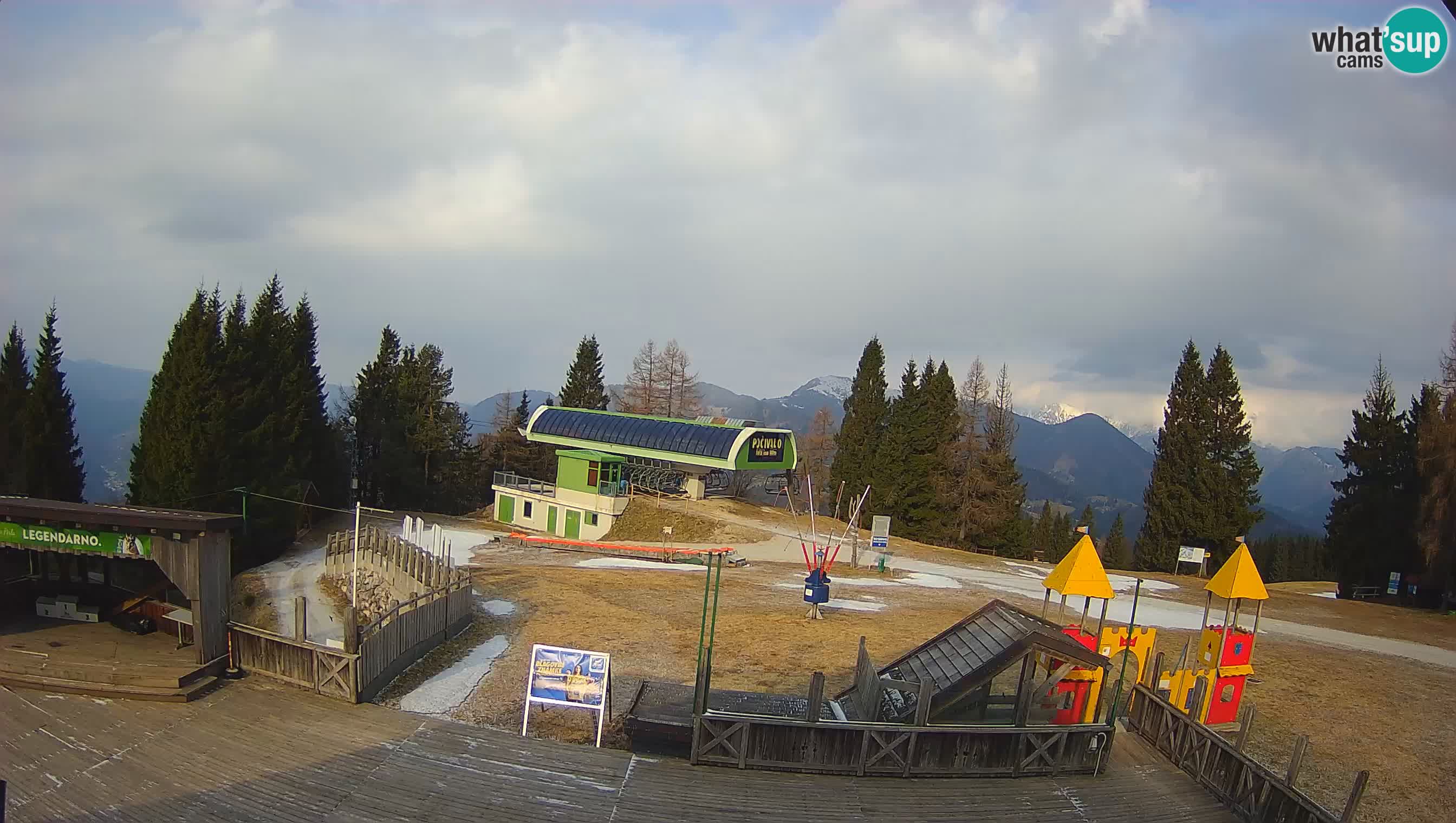 Webcam de la station de ski des Alpes slovènes à Cerkno Počivalo