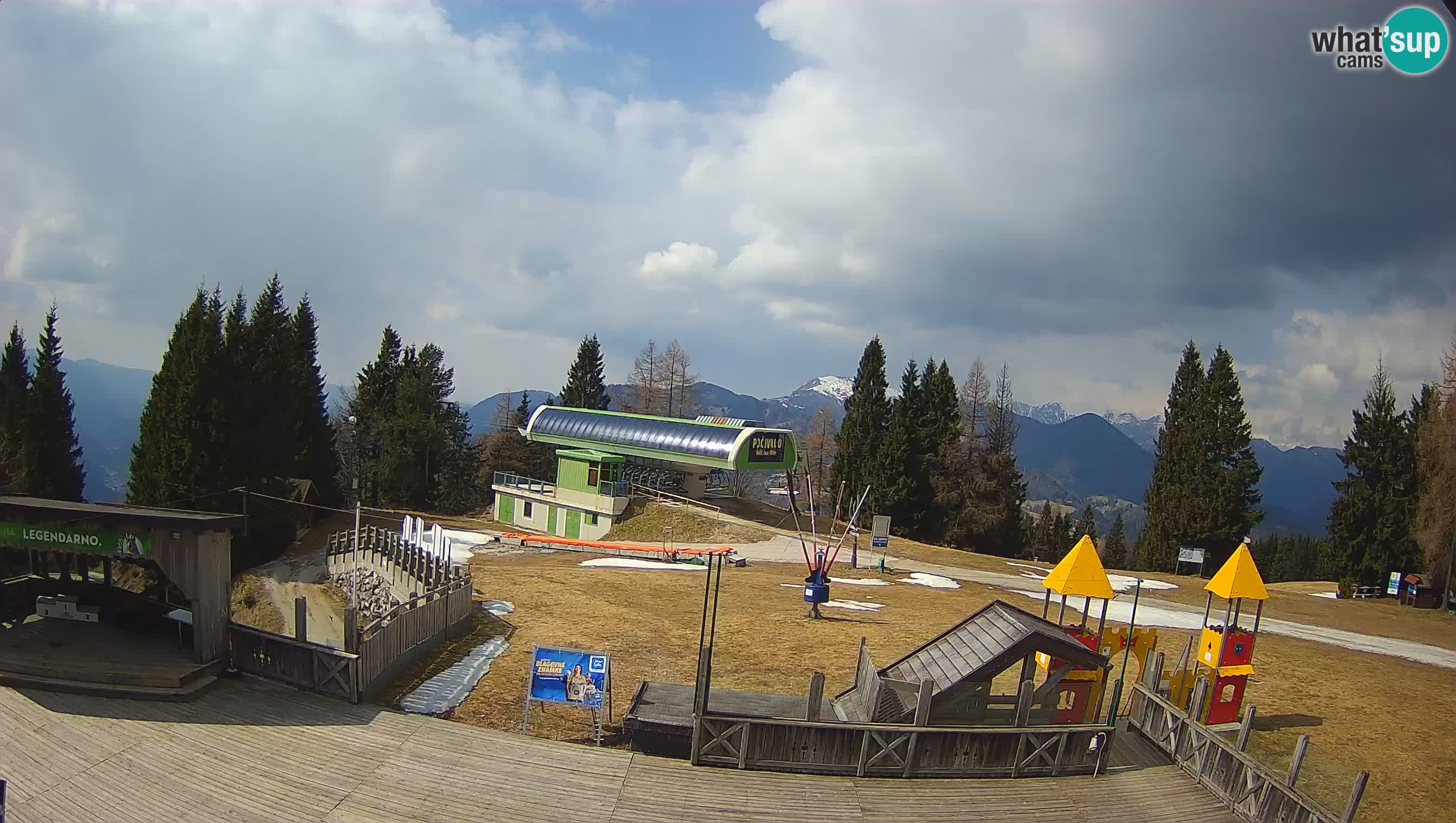 Webcam Počivalo – Alpska Perla | Vista live dalla stazione sciistica di Cerkno
