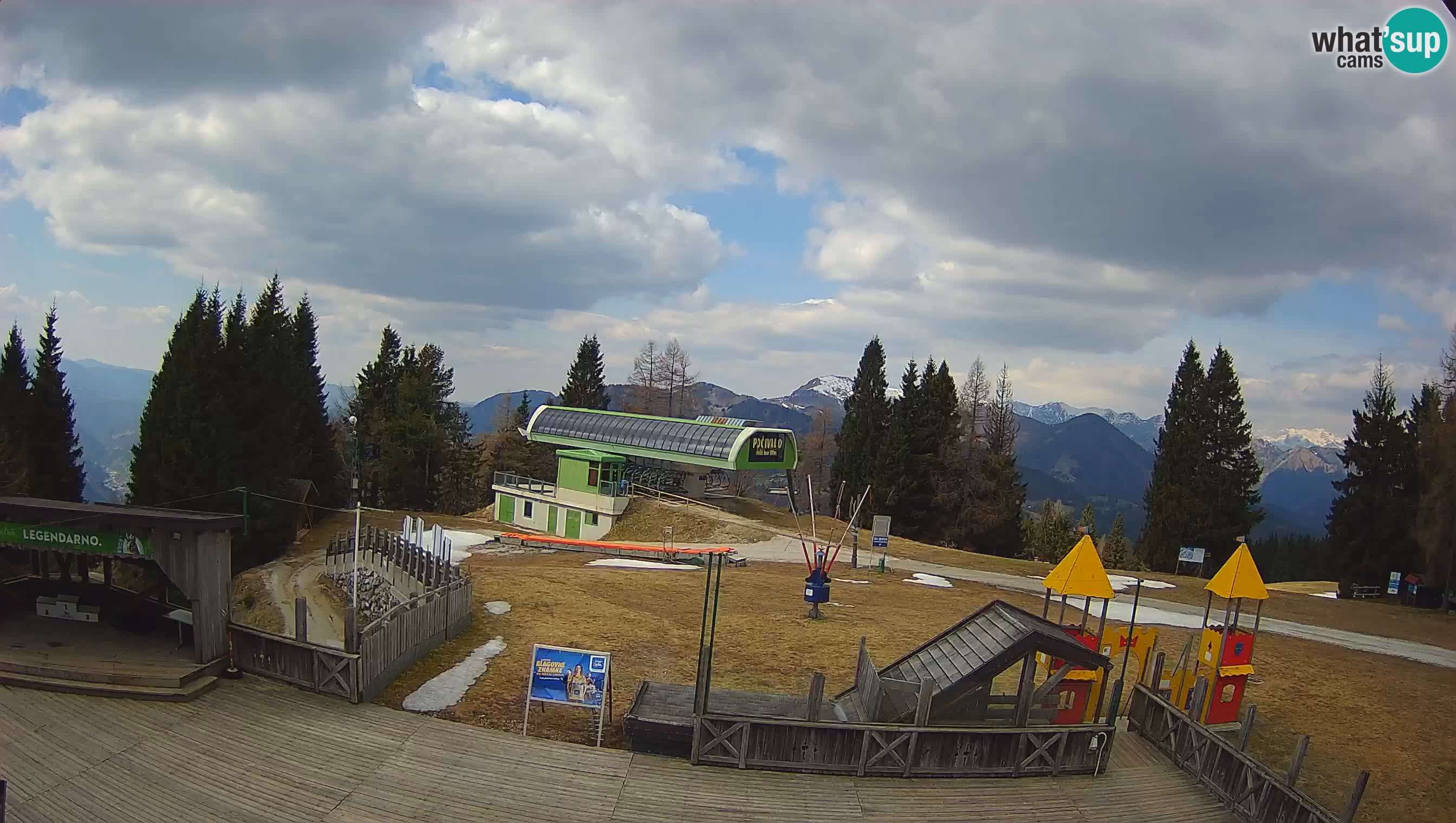 Webcam Počivalo – Alpska Perla | Vista live dalla stazione sciistica di Cerkno