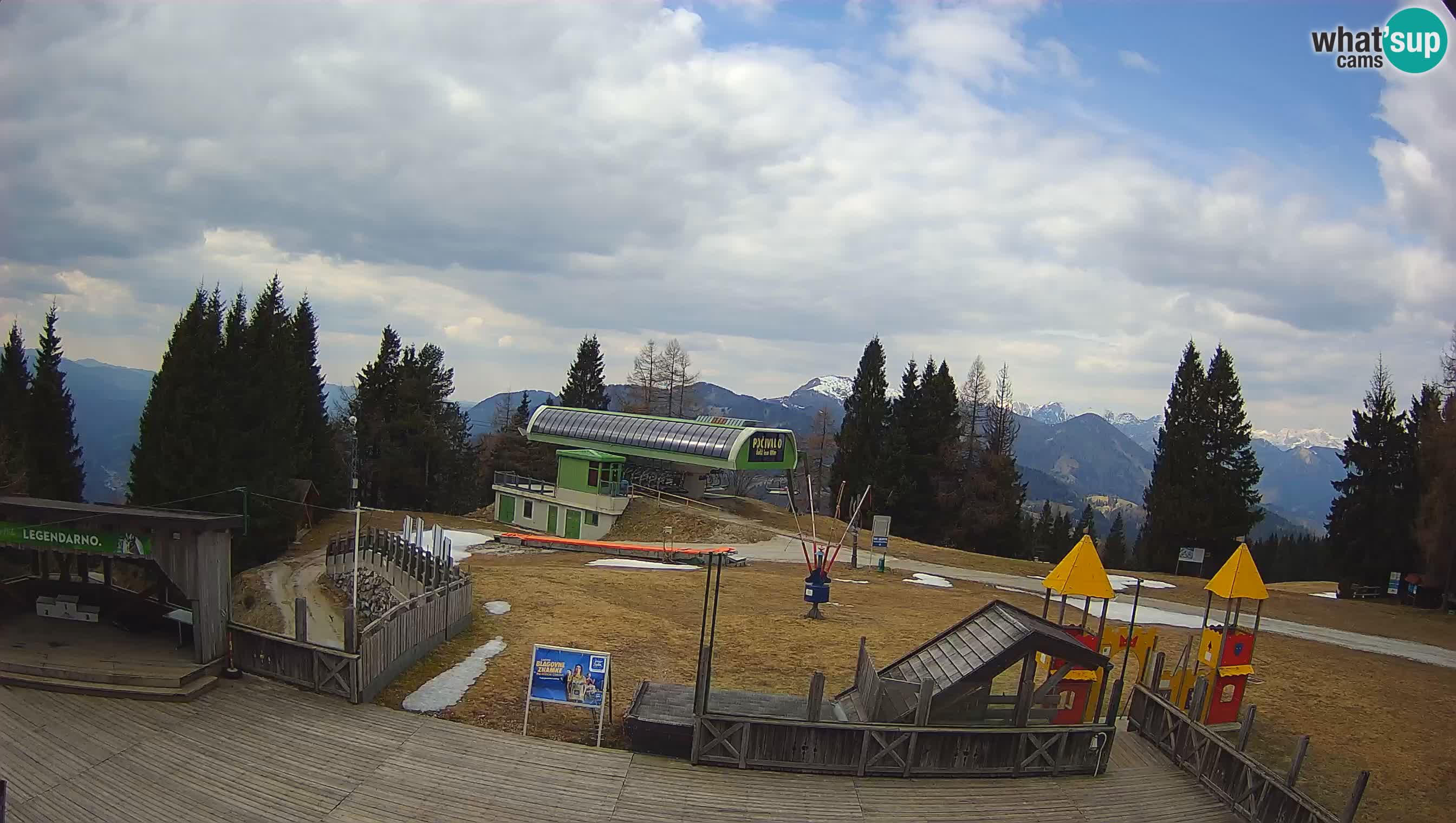 Webcam de la station de ski des Alpes slovènes à Cerkno Počivalo