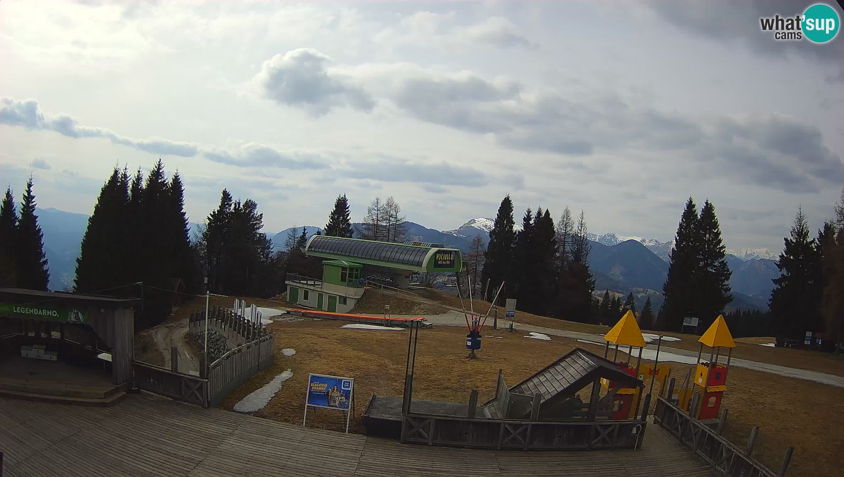Webcam de la station de ski des Alpes slovènes à Cerkno Počivalo