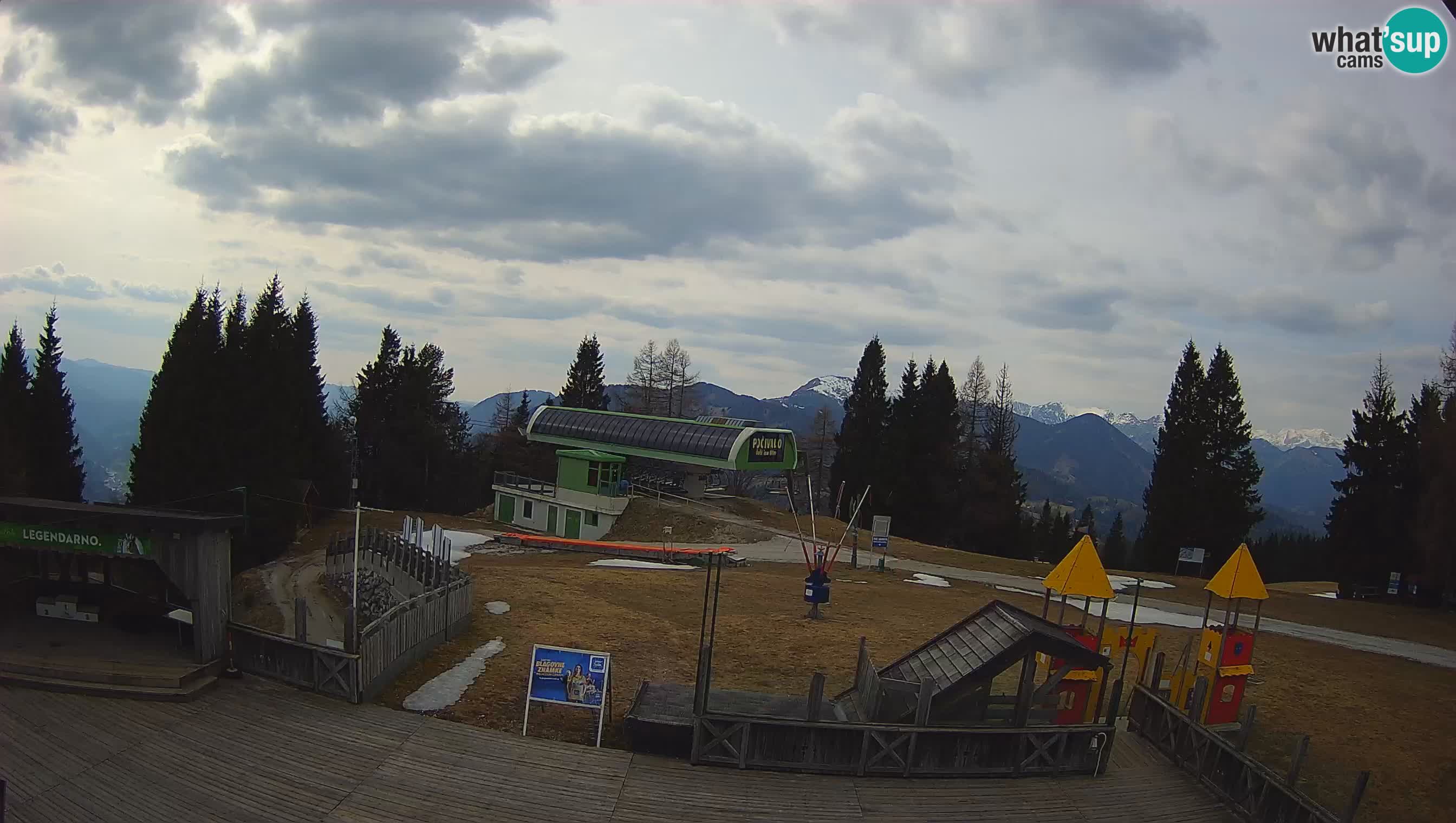 Webcam de la station de ski des Alpes slovènes à Cerkno Počivalo