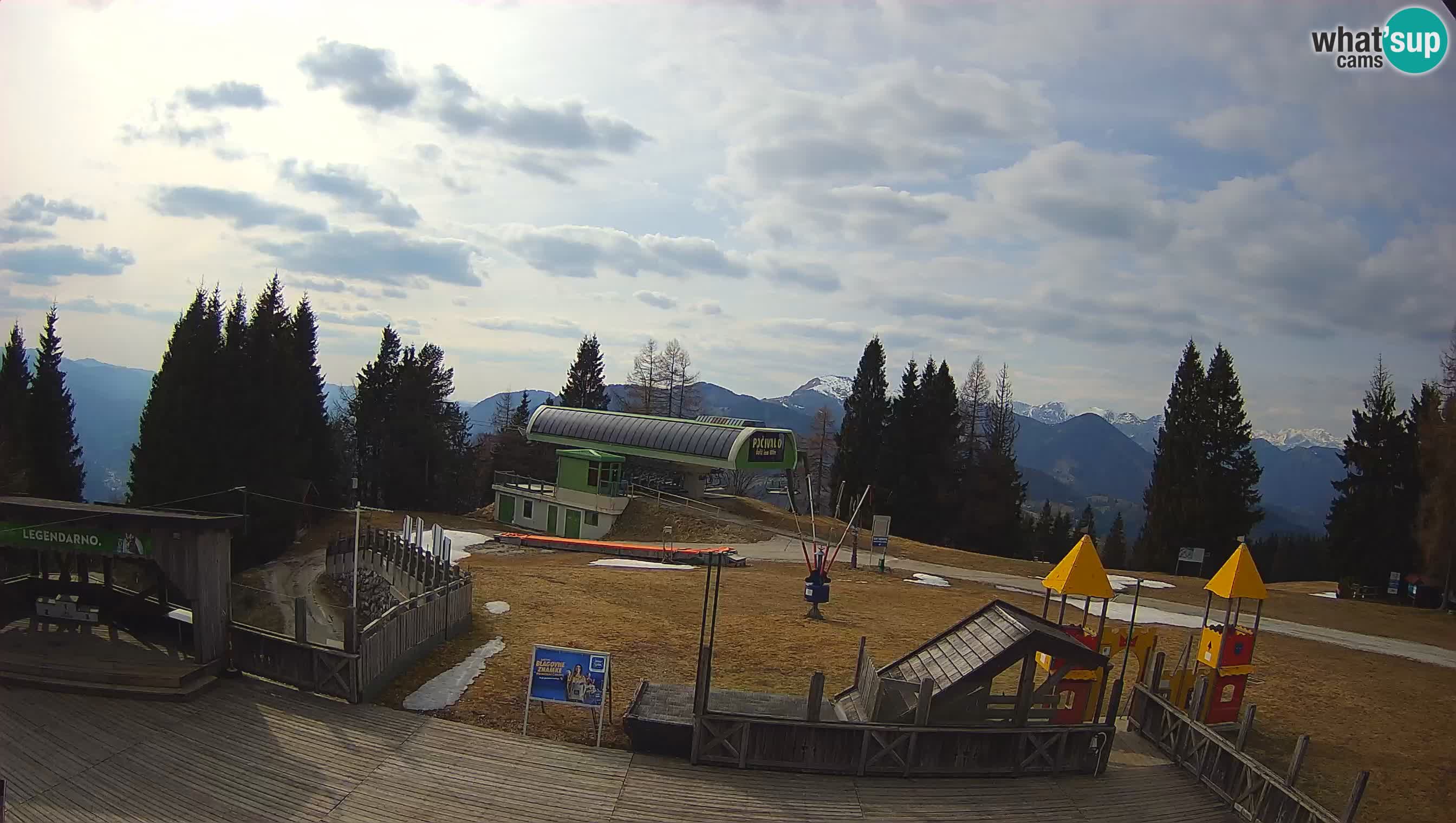 Webcam Počivalo – Alpska Perla | Vista live dalla stazione sciistica di Cerkno