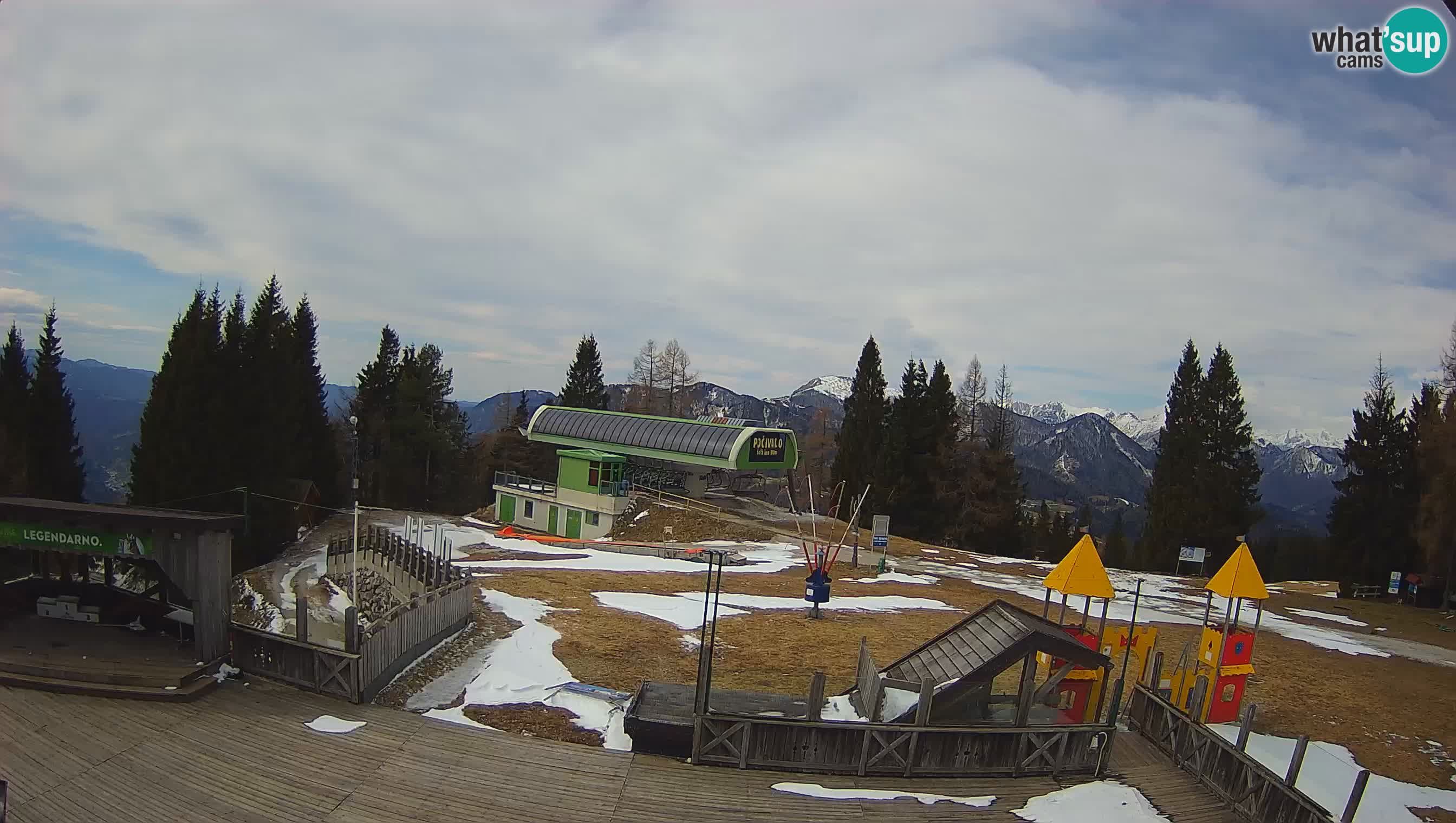 Spletna kamera Počivalo – Alpska Perla | Pogled v živo iz smučišča Cerkno