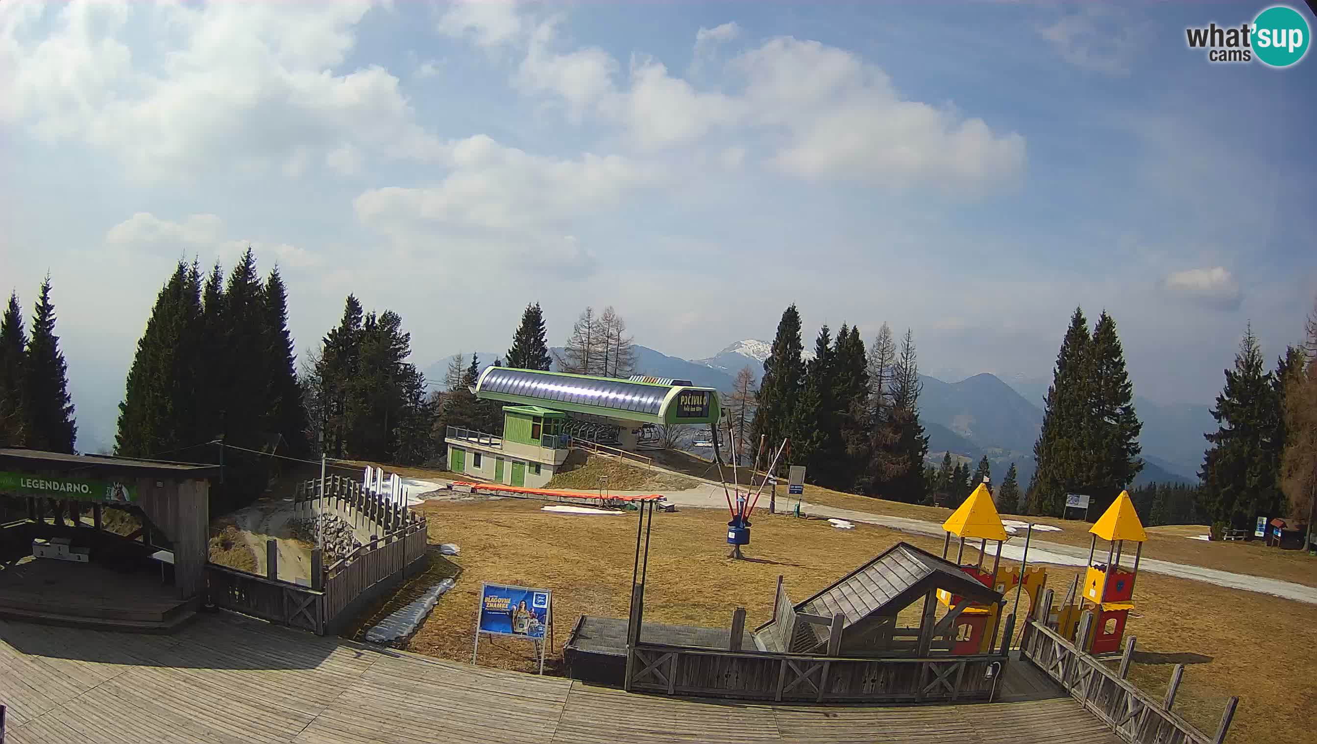 Spletna kamera Počivalo – Alpska Perla | Pogled v živo iz smučišča Cerkno