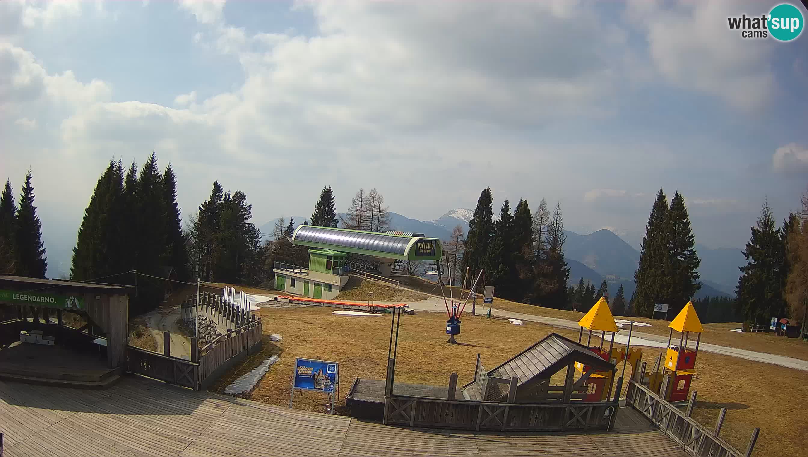 Webcam Počivalo – Alpska Perla | Live View from Cerkno Ski Resort