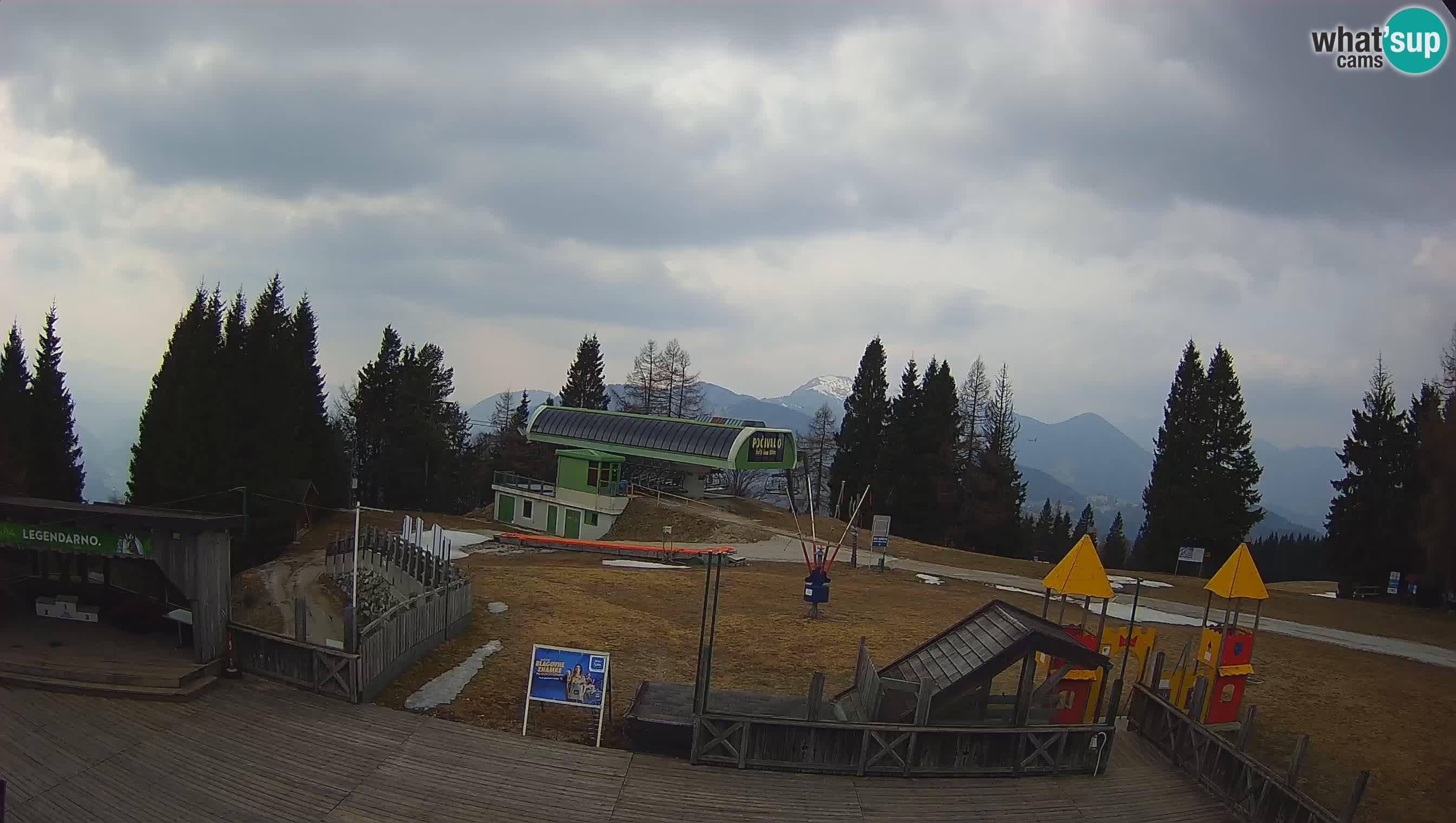 Webcam de la station de ski des Alpes slovènes à Cerkno Počivalo