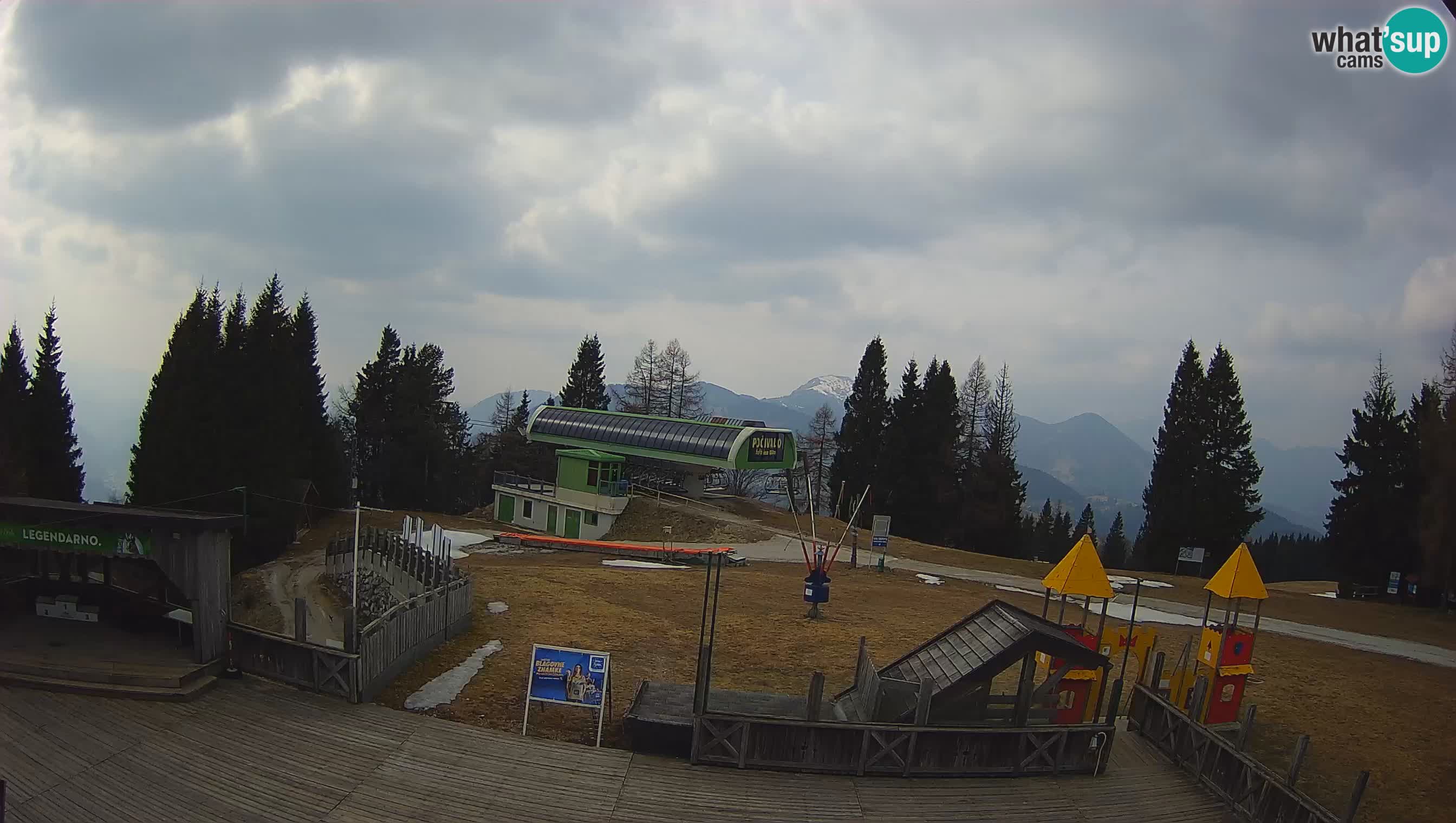Webcam Počivalo – Alpska Perla | Vista live dalla stazione sciistica di Cerkno