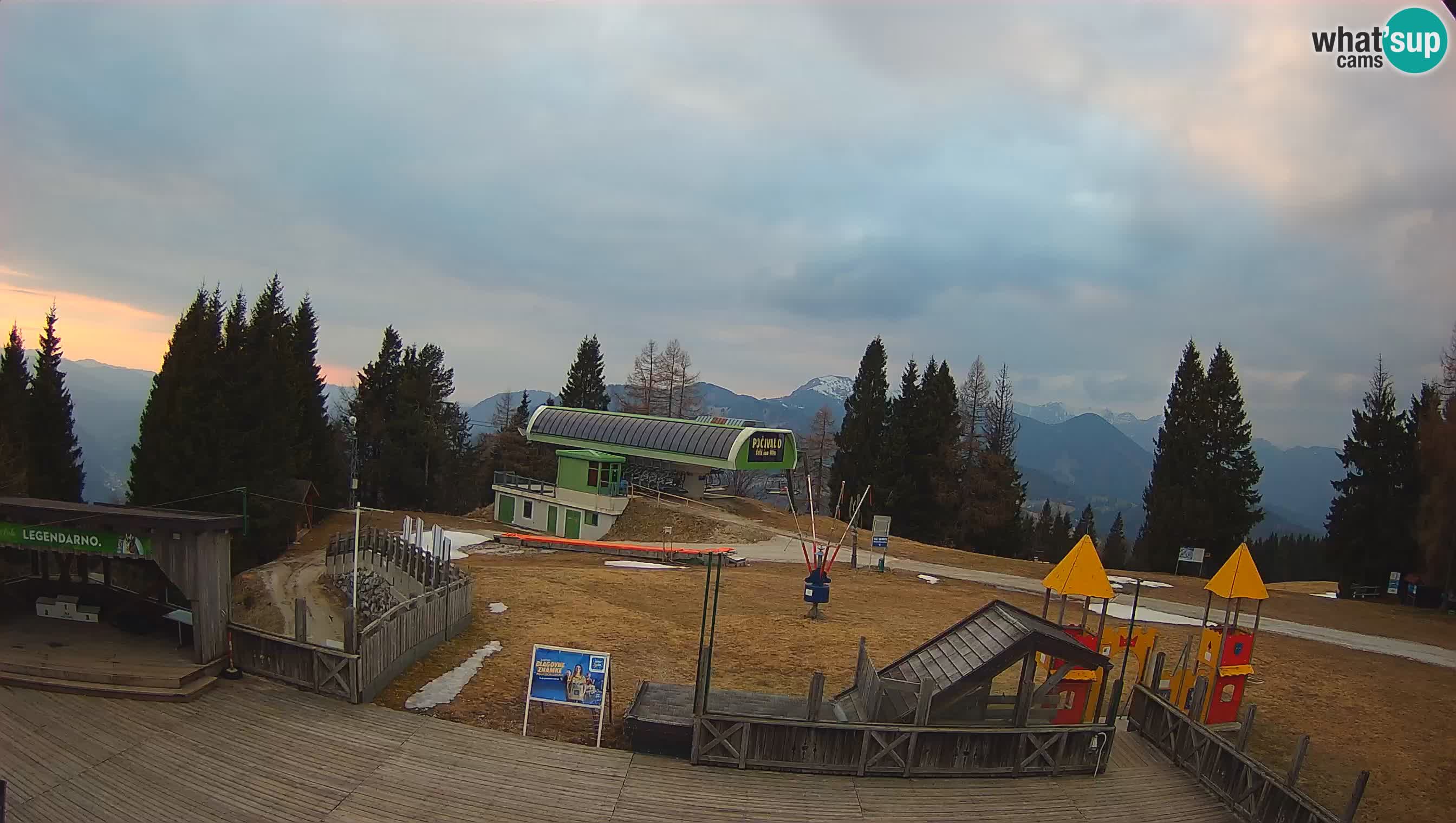 Web kamera Počivalo – Alpska Perla | Pogled uživo sa skijališta Cerkno