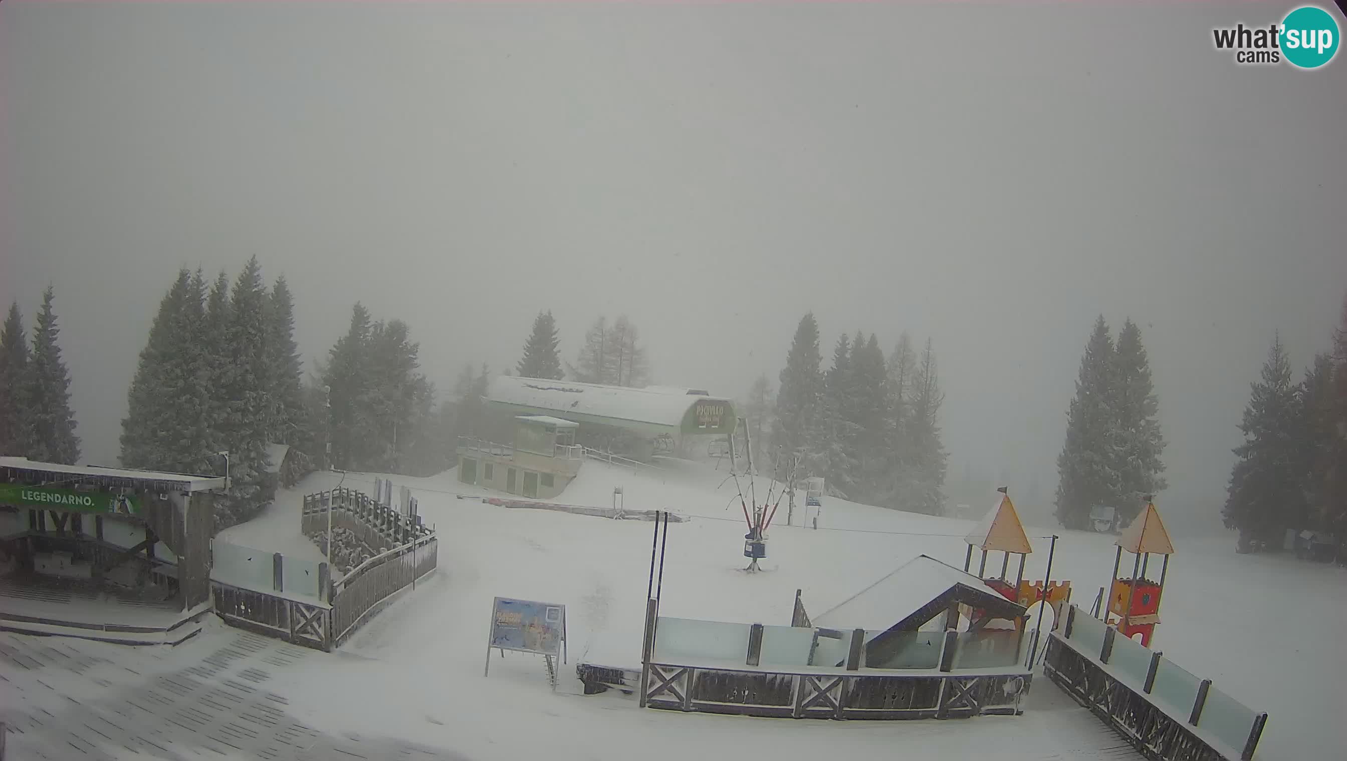 Webcam Počivalo – Alpska Perla | Vista live dalla stazione sciistica di Cerkno