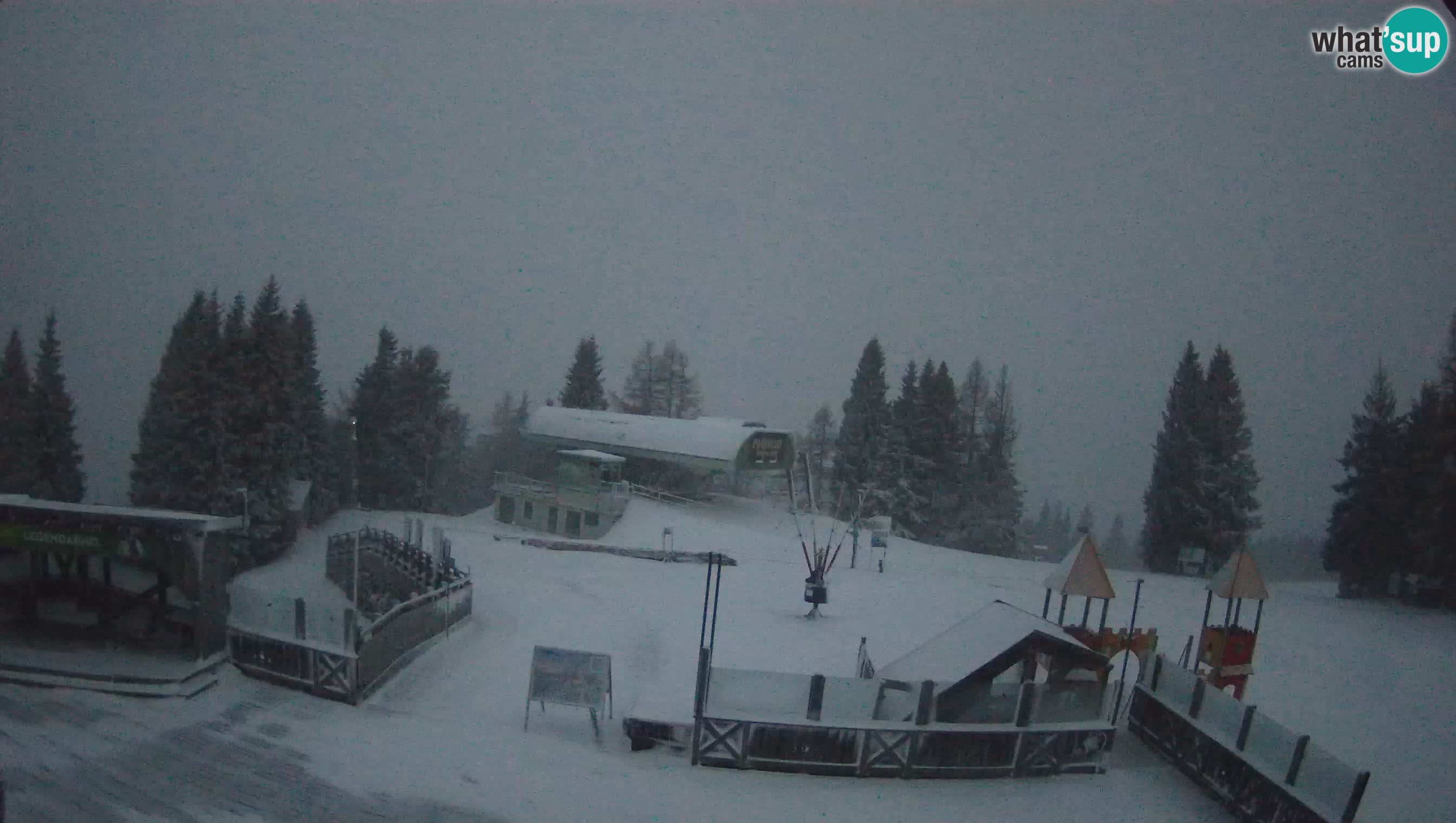 Web kamera Počivalo – Alpska Perla | Pogled uživo sa skijališta Cerkno