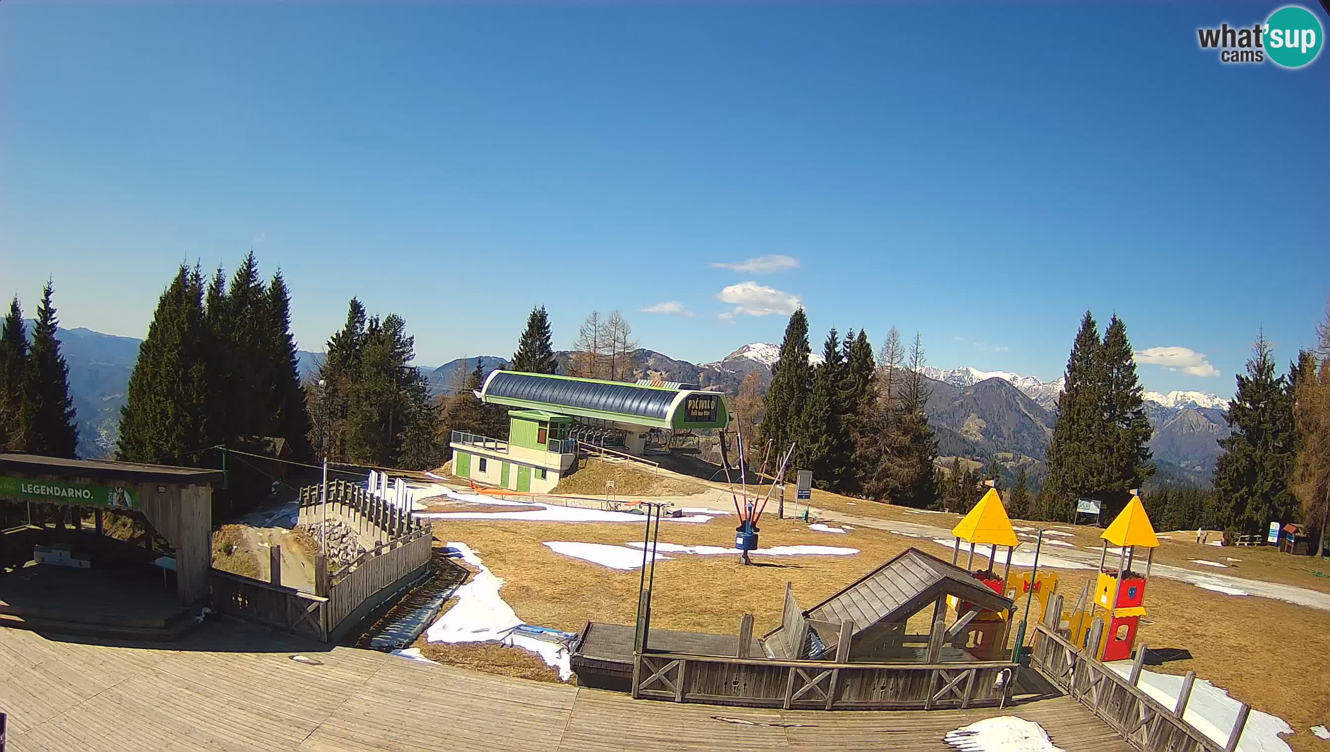 Webcam de la station de ski des Alpes slovènes à Cerkno Počivalo