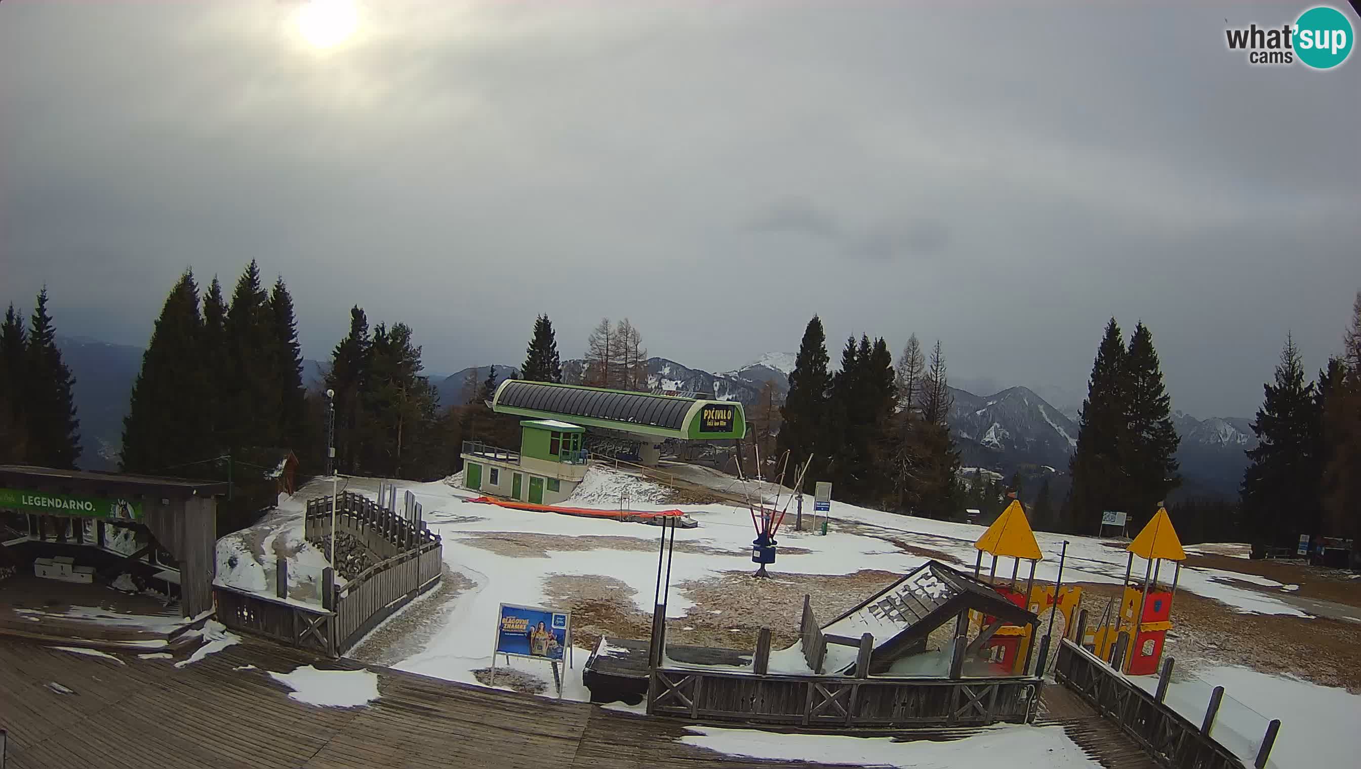Webcam de la station de ski des Alpes slovènes à Cerkno Počivalo