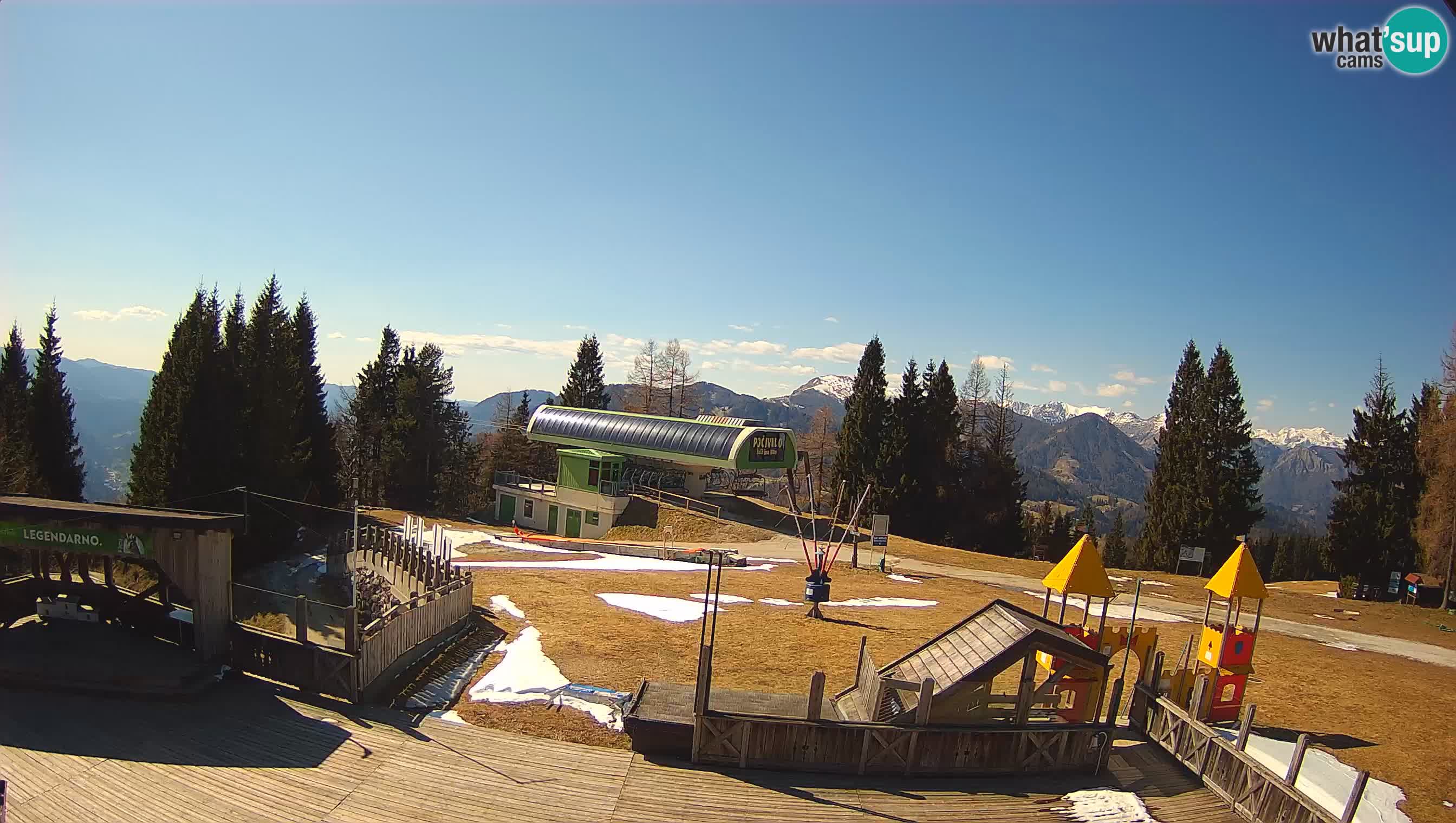 Webcam de la station de ski des Alpes slovènes à Cerkno Počivalo