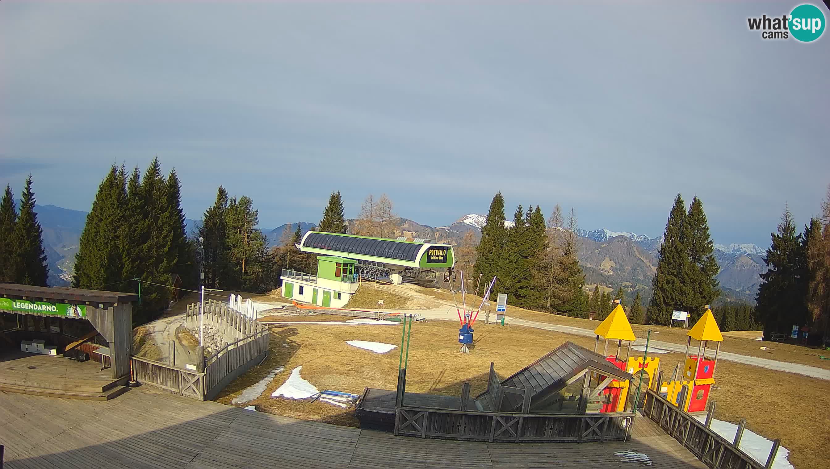 Spletna kamera Počivalo – Alpska Perla | Pogled v živo iz smučišča Cerkno