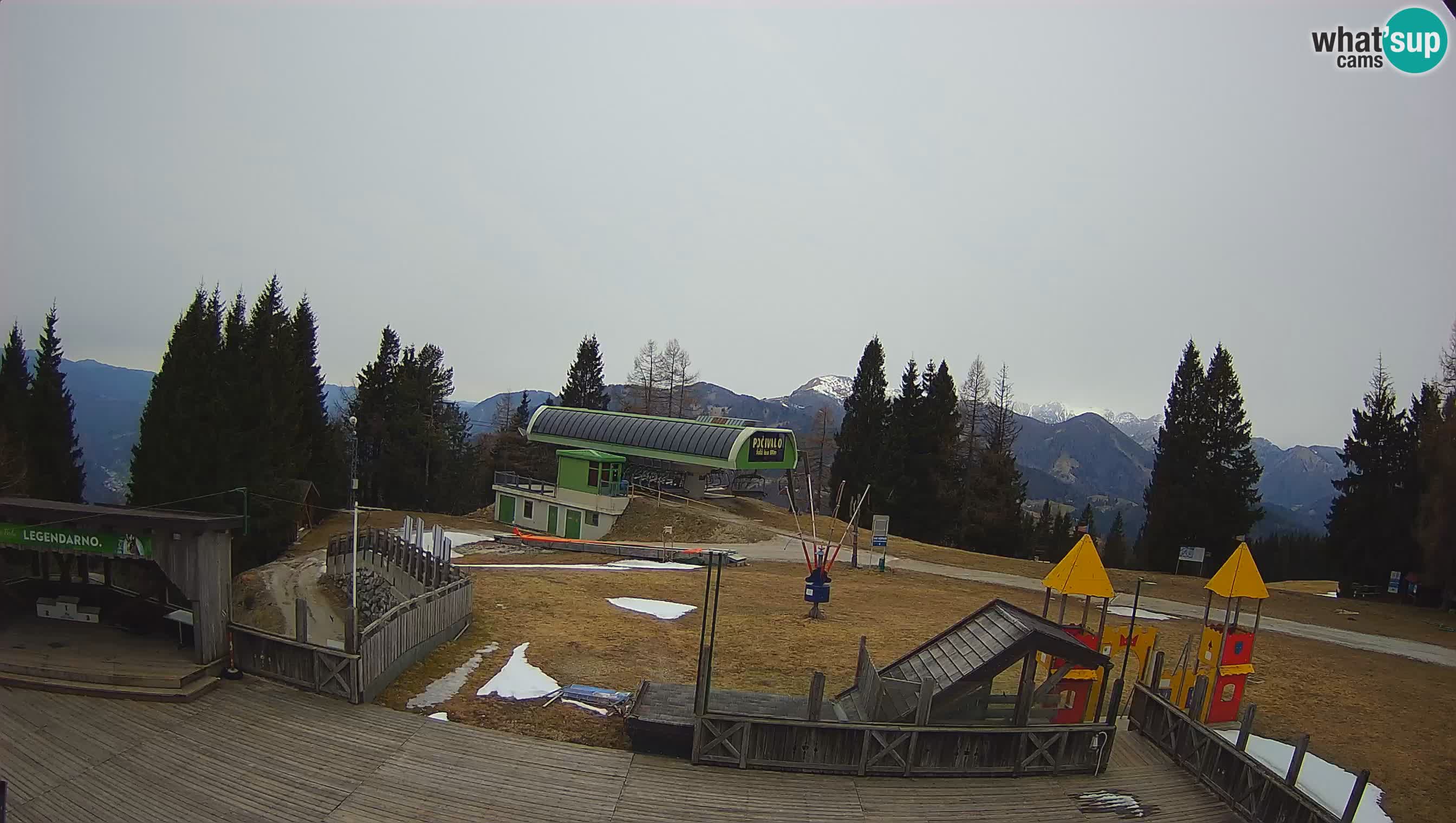 Spletna kamera Počivalo – Alpska Perla | Pogled v živo iz smučišča Cerkno