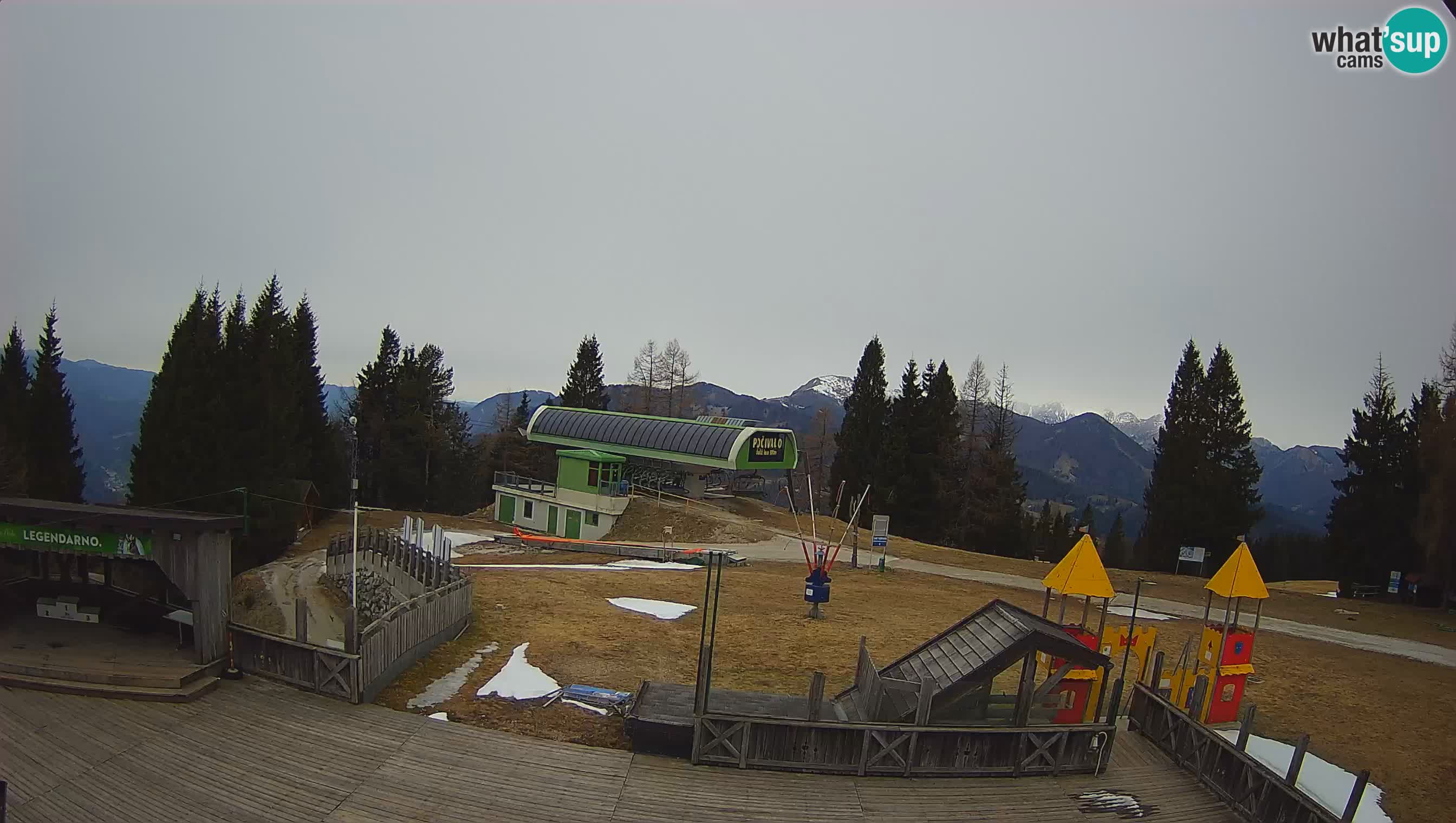 Spletna kamera Počivalo – Alpska Perla | Pogled v živo iz smučišča Cerkno