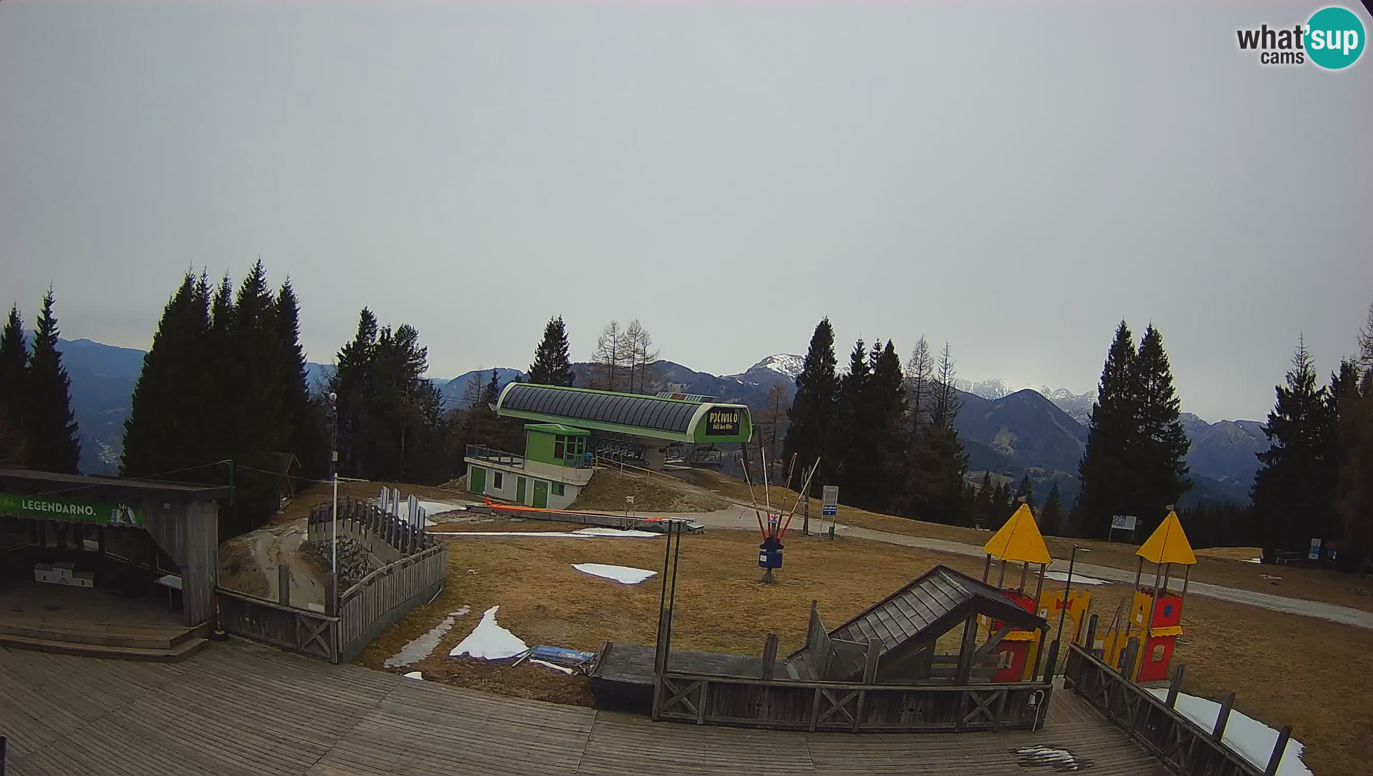 Webcam de la station de ski des Alpes slovènes à Cerkno Počivalo