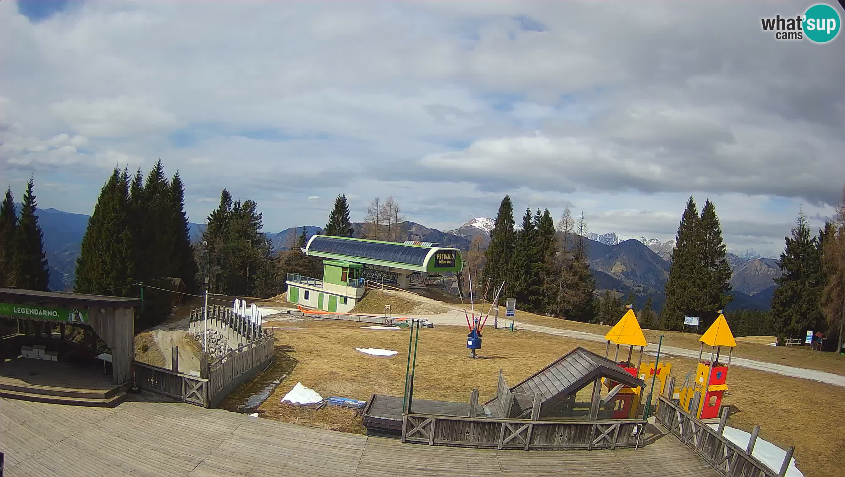Cámara web Počivalo – Alpska Perla | Vista en vivo desde la estación de esquí Cerkno
