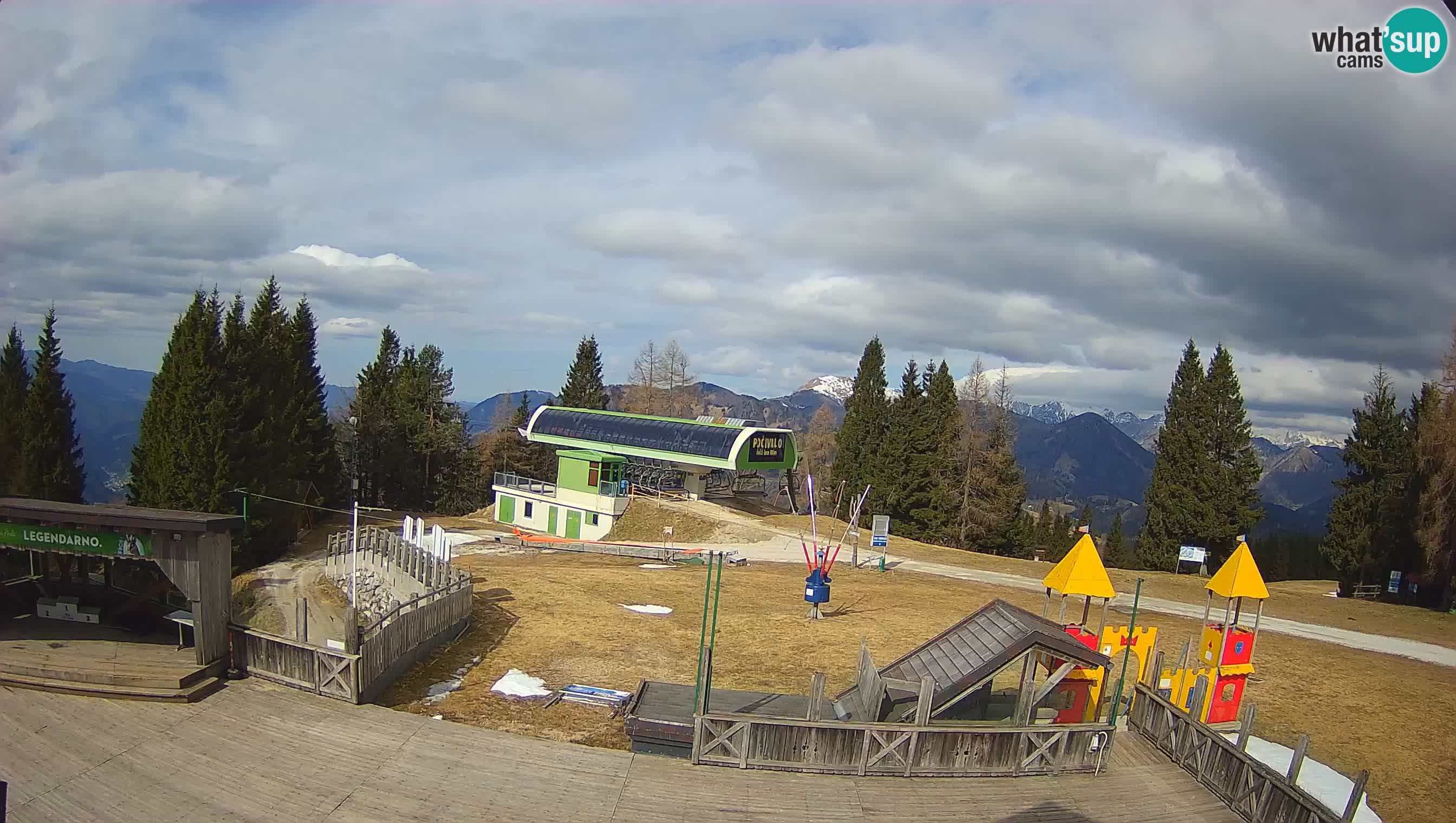 Webcam Počivalo – Alpska Perla | Vista live dalla stazione sciistica di Cerkno
