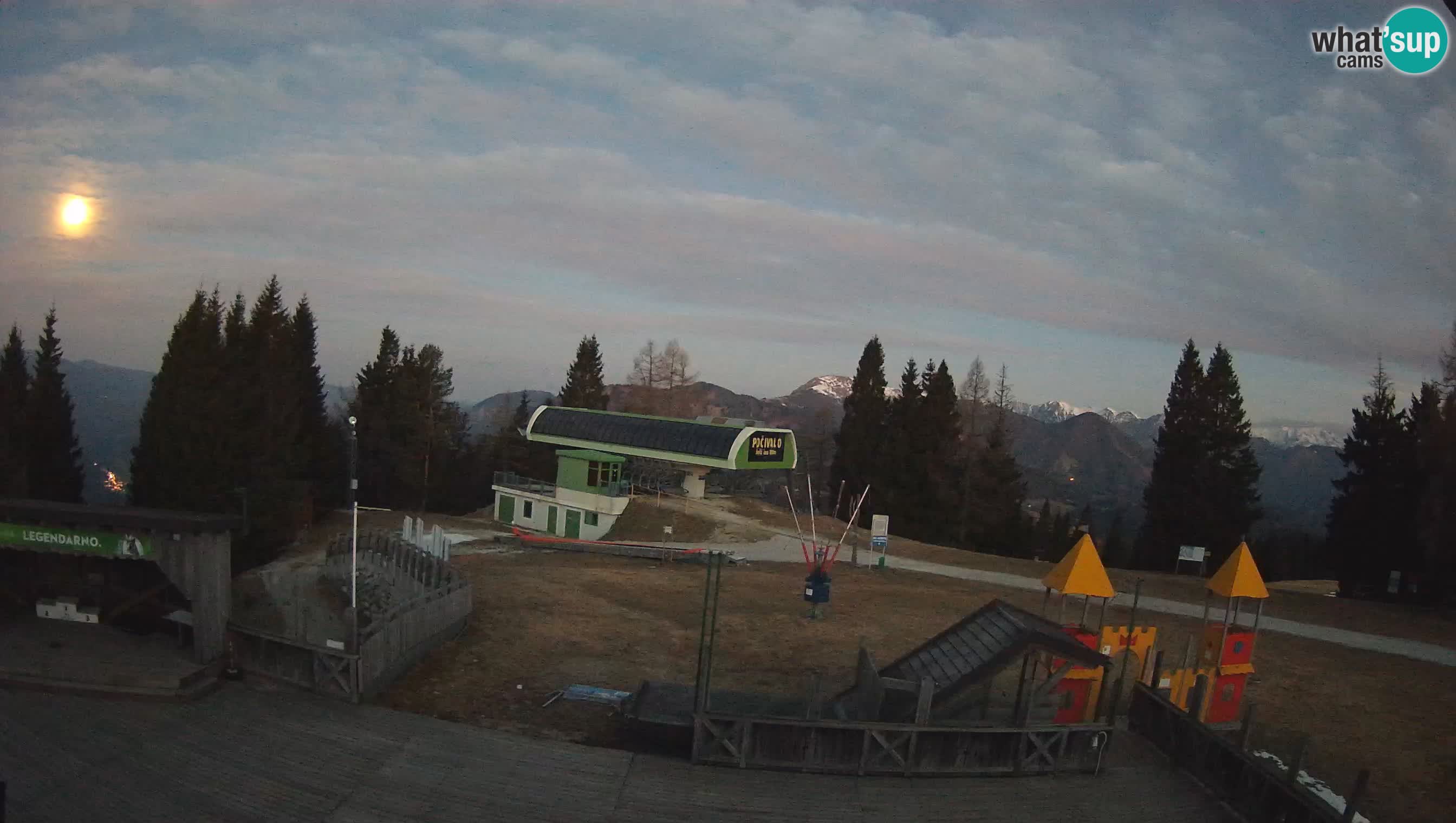 Webcam Počivalo – Alpska Perla | Vista live dalla stazione sciistica di Cerkno
