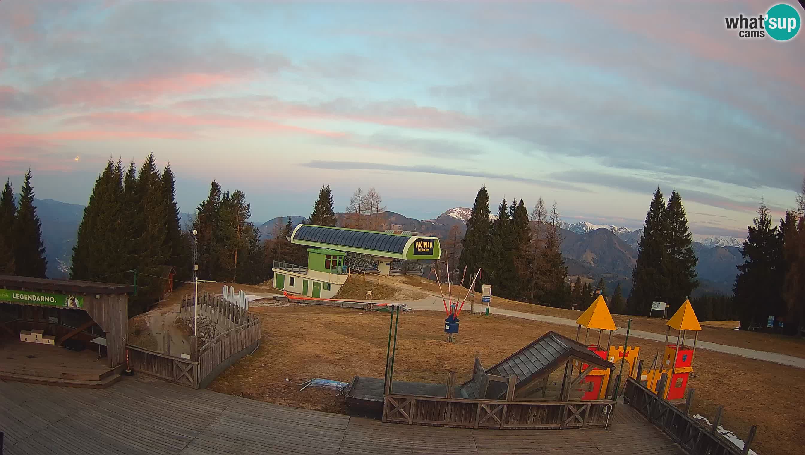 Web kamera Počivalo – Alpska Perla | Pogled uživo sa skijališta Cerkno