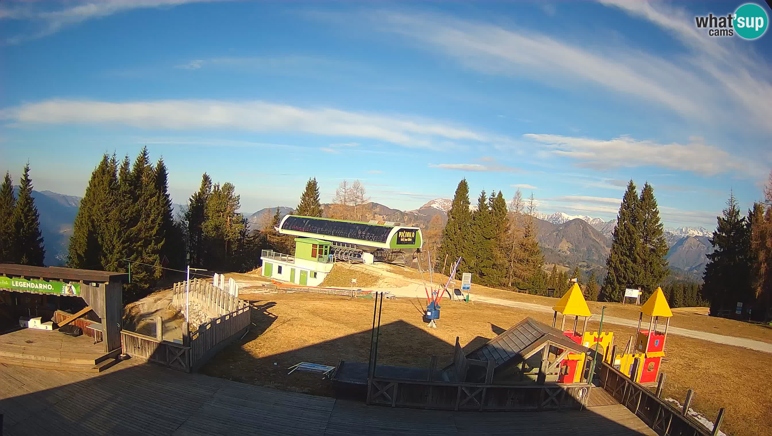 Webcam de la station de ski des Alpes slovènes à Cerkno Počivalo