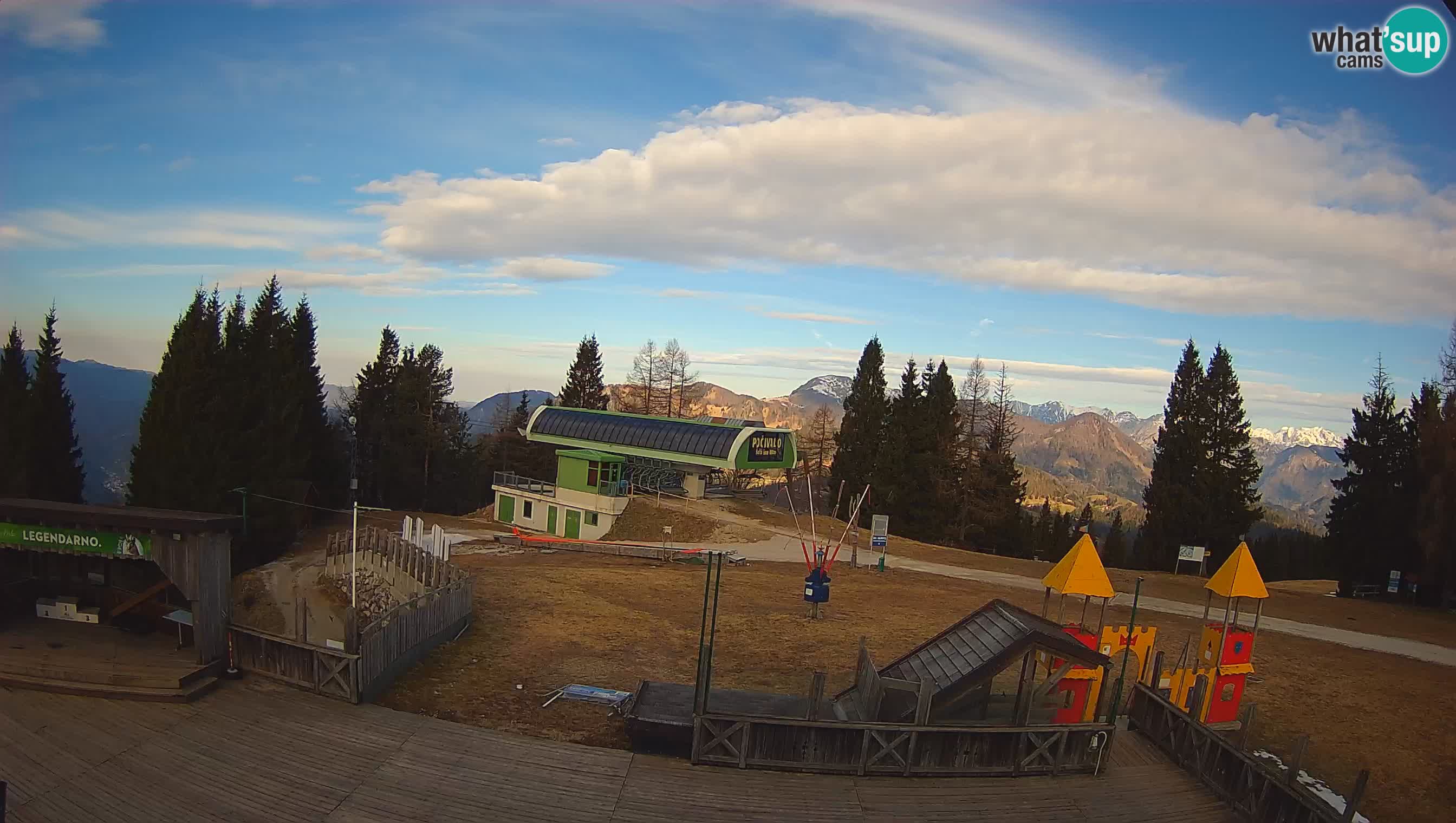 Web kamera Počivalo – Alpska Perla | Pogled uživo sa skijališta Cerkno