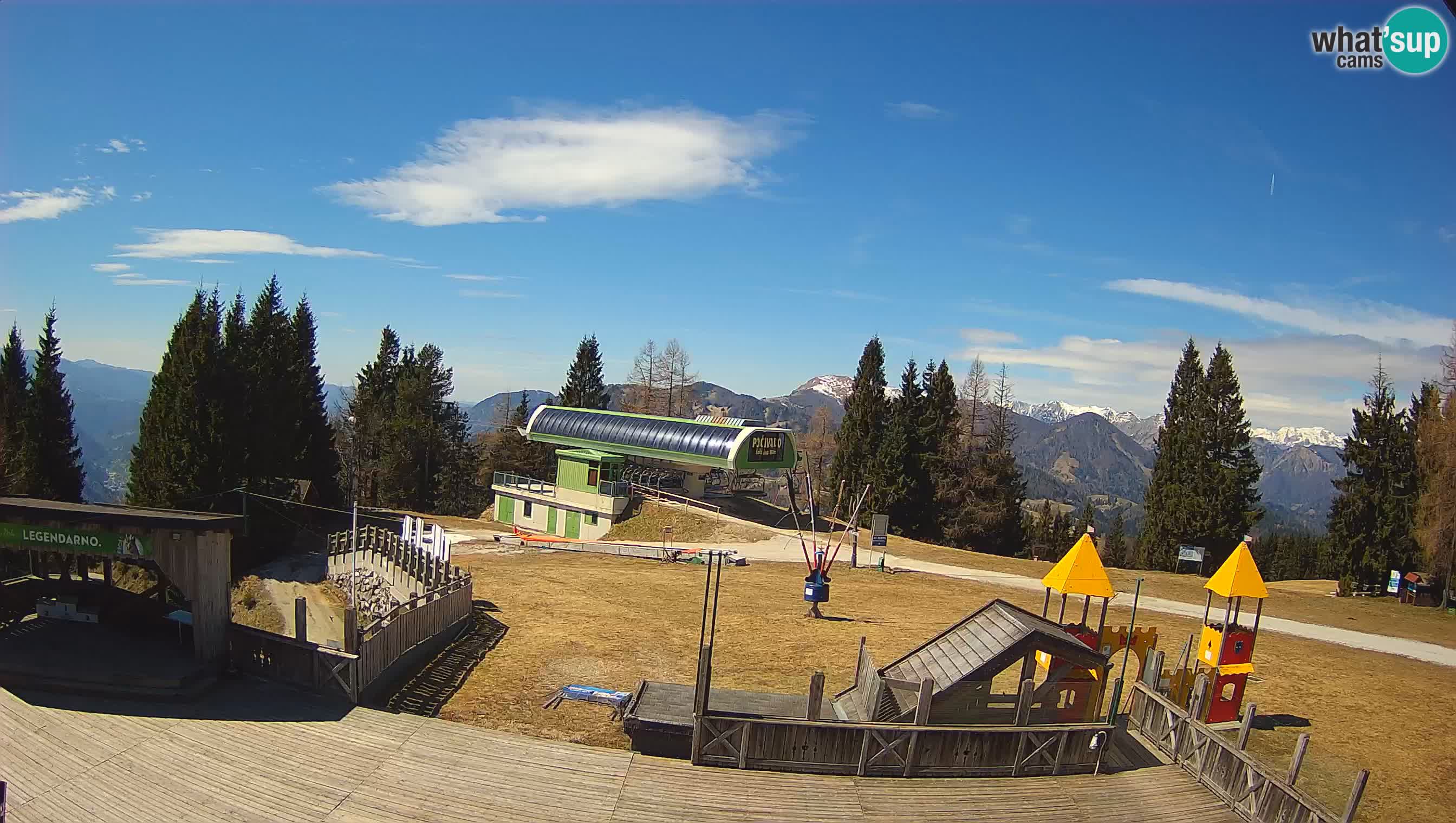 Spletna kamera Počivalo – Alpska Perla | Pogled v živo iz smučišča Cerkno