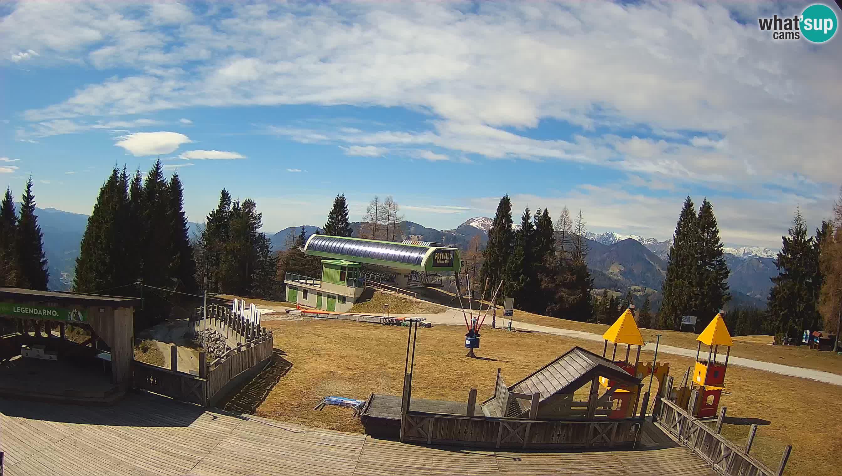 Webcam de la station de ski des Alpes slovènes à Cerkno Počivalo