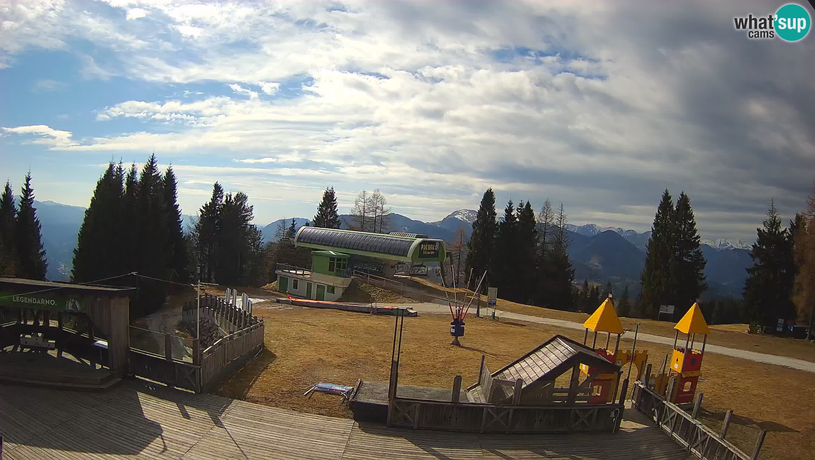 Webcam Počivalo – Alpska Perla | Live View from Cerkno Ski Resort