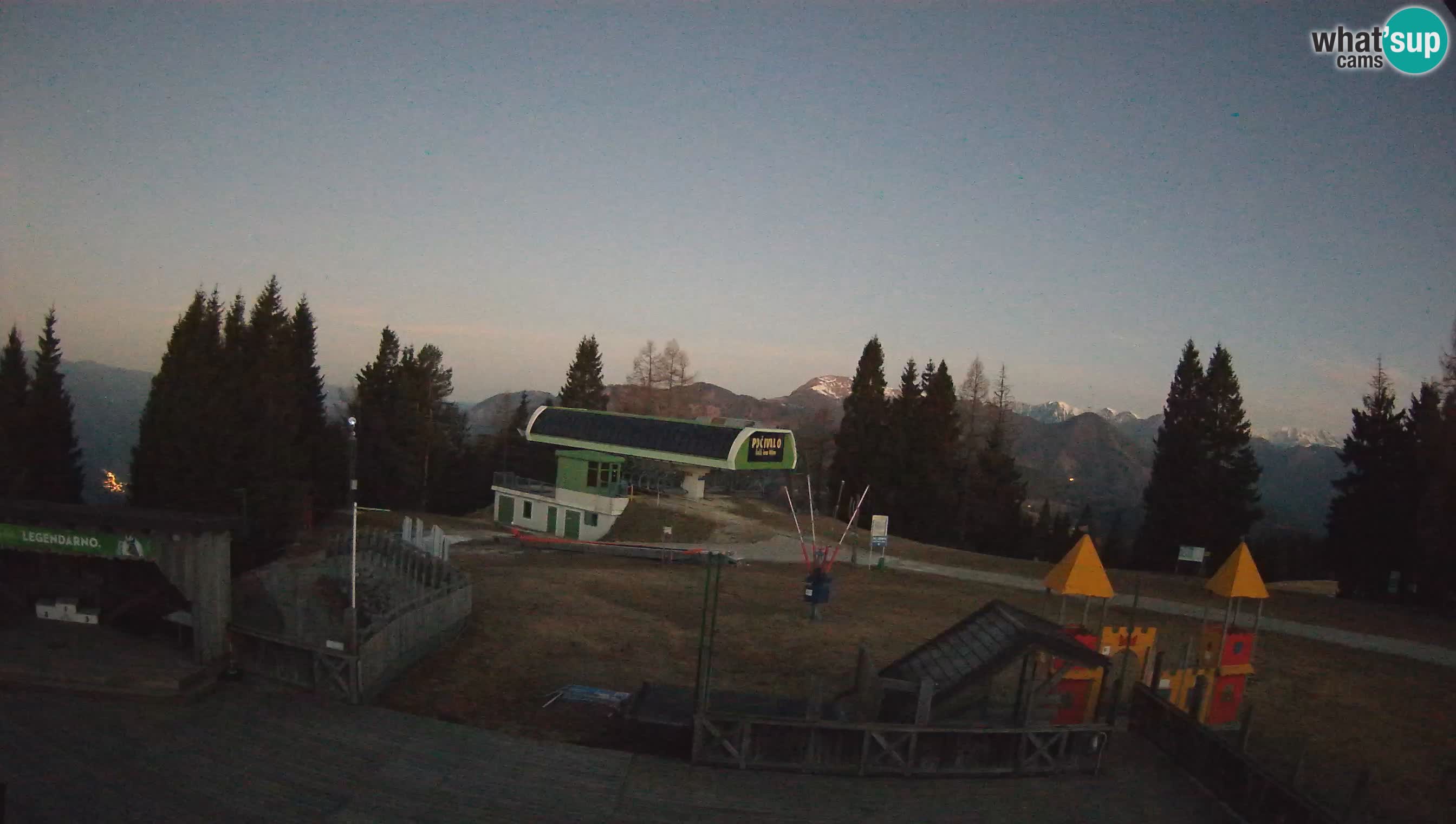 Webcam Počivalo – Alpska Perla | Vista live dalla stazione sciistica di Cerkno