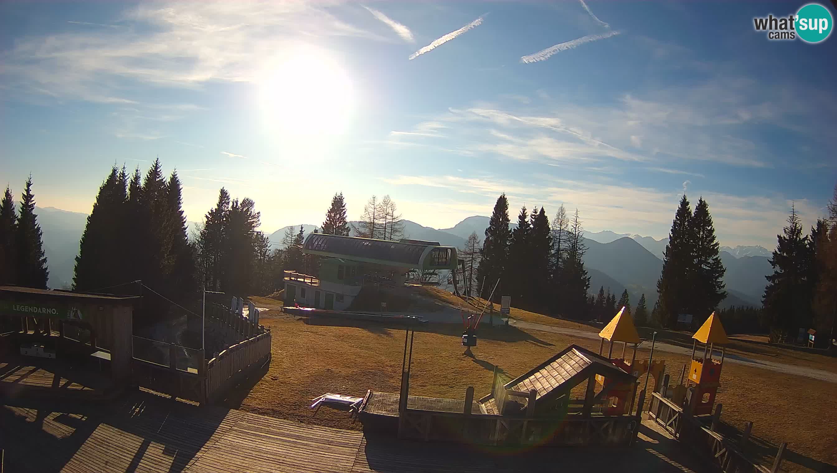 Spletna kamera Počivalo – Alpska Perla | Pogled v živo iz smučišča Cerkno