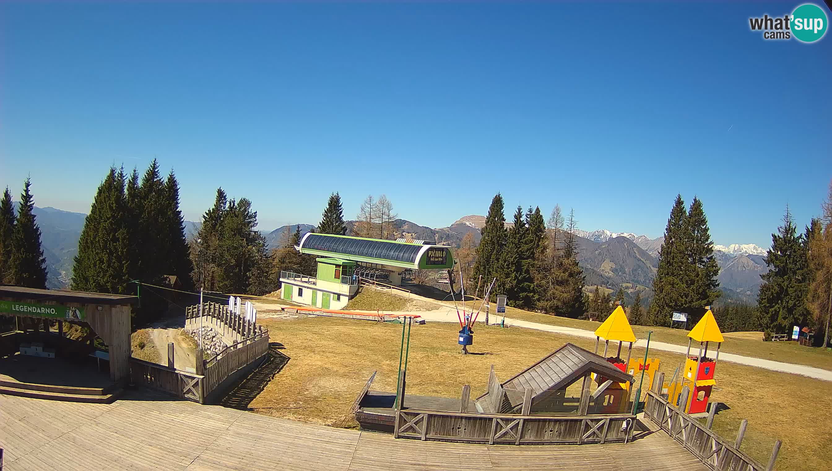 Spletna kamera Počivalo – Alpska Perla | Pogled v živo iz smučišča Cerkno