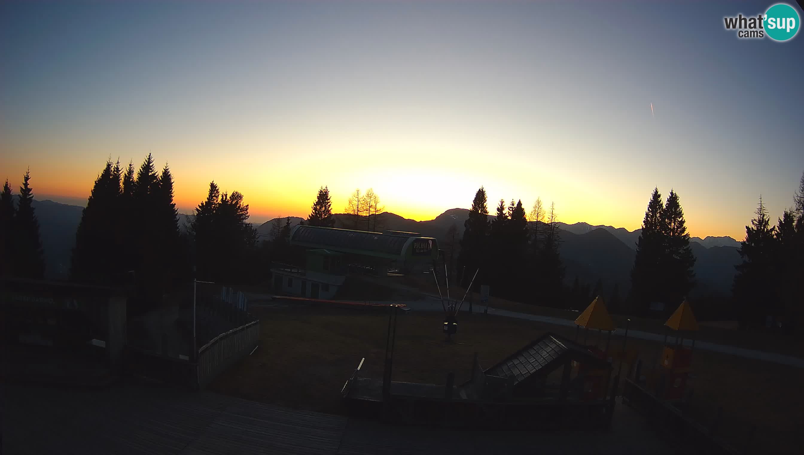 Web kamera Počivalo – Alpska Perla | Pogled uživo sa skijališta Cerkno