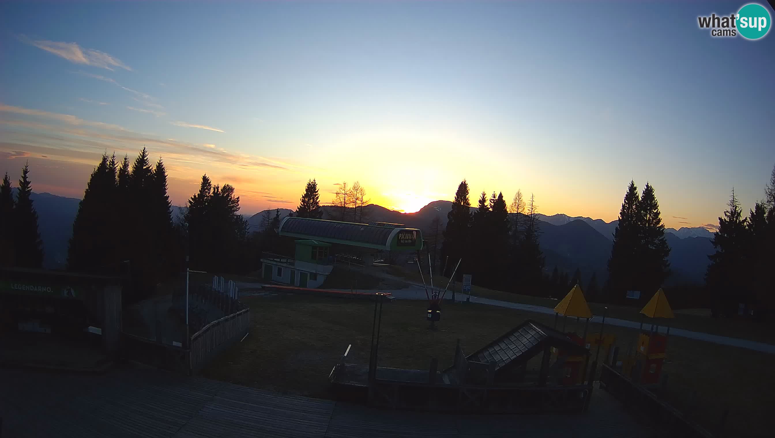 Cámara web Počivalo – Alpska Perla | Vista en vivo desde la estación de esquí Cerkno