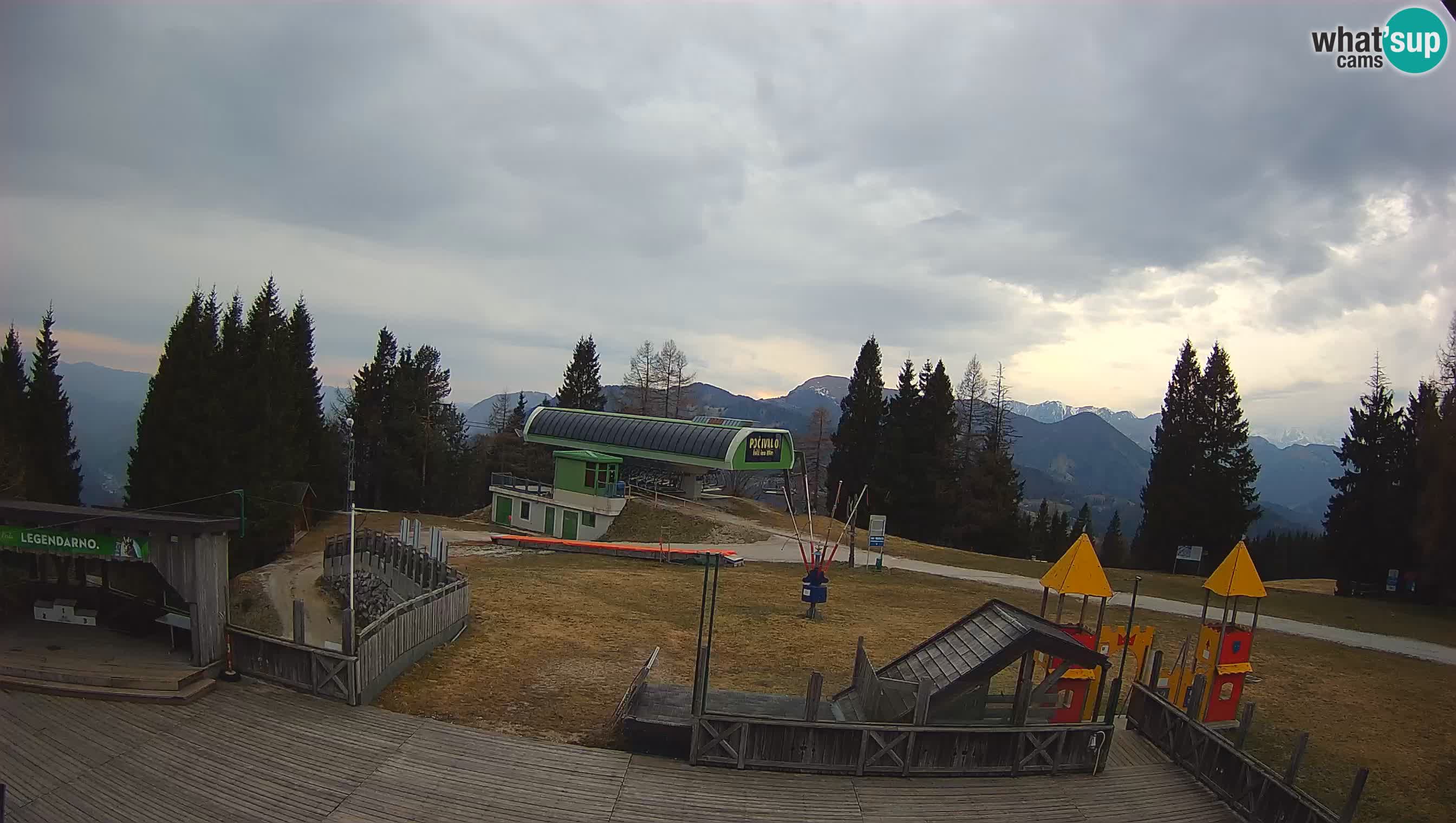 Alpska Perla kamera Cerkno Počivalo