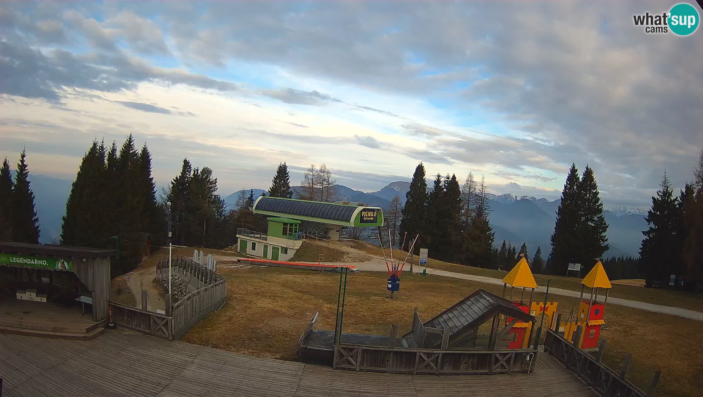 Alpska Perla Skijalište Cerkno Počivalo web kamera – Slovenija