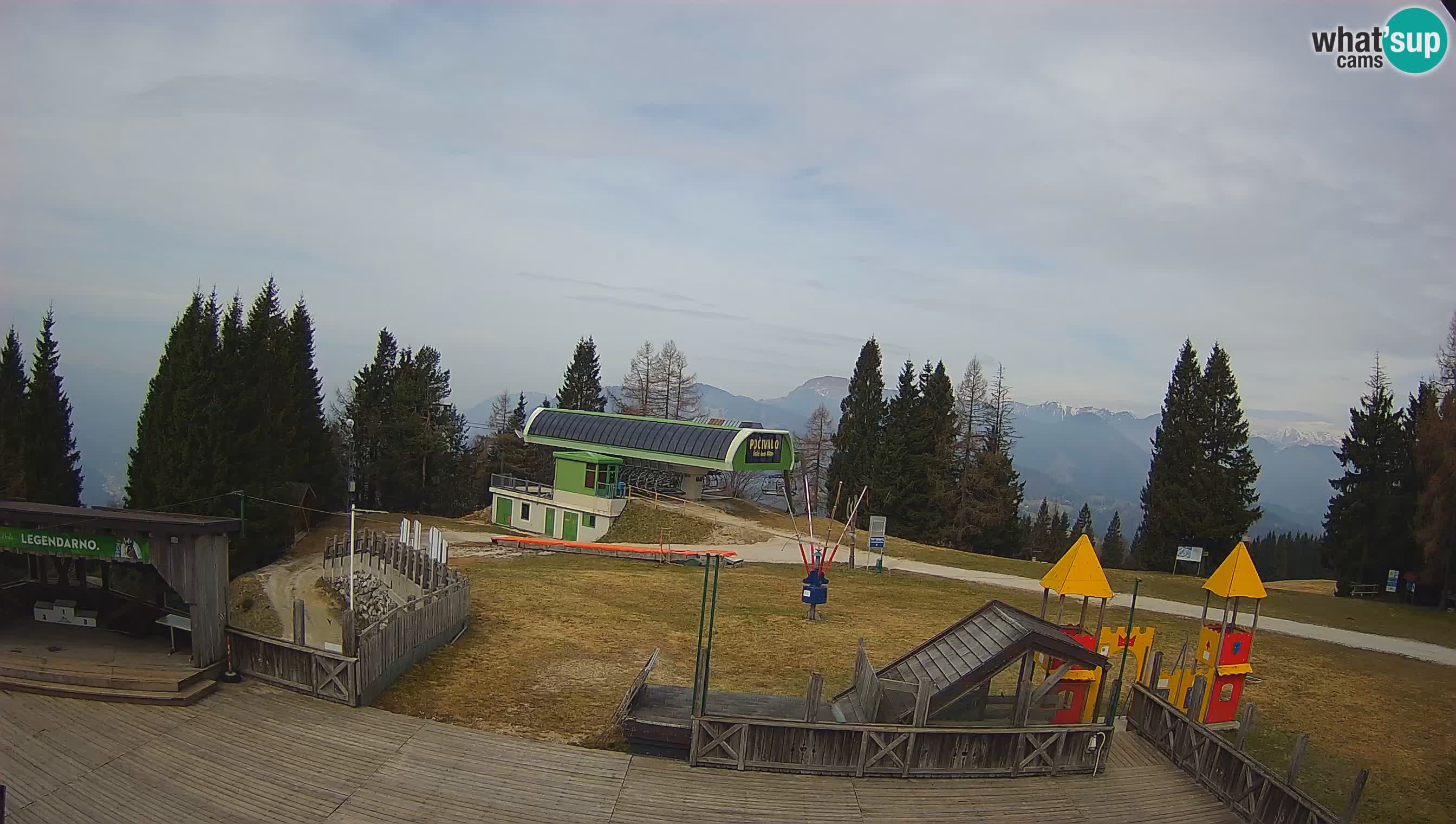 Alpska Perla Ski center Cerkno Počivalo webcam – Slovenia