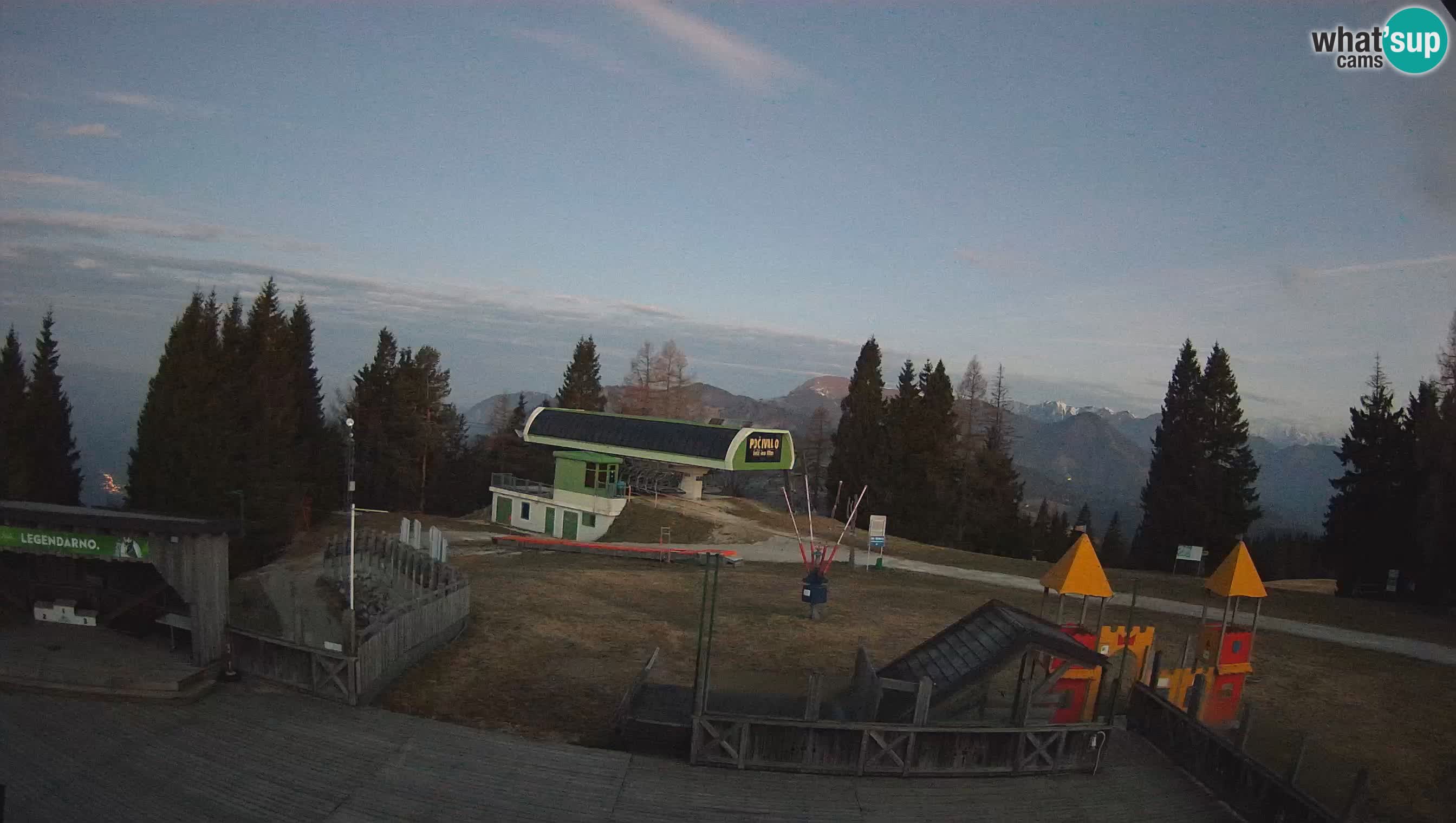 Webcam de la station de ski des Alpes slovènes à Cerkno Počivalo