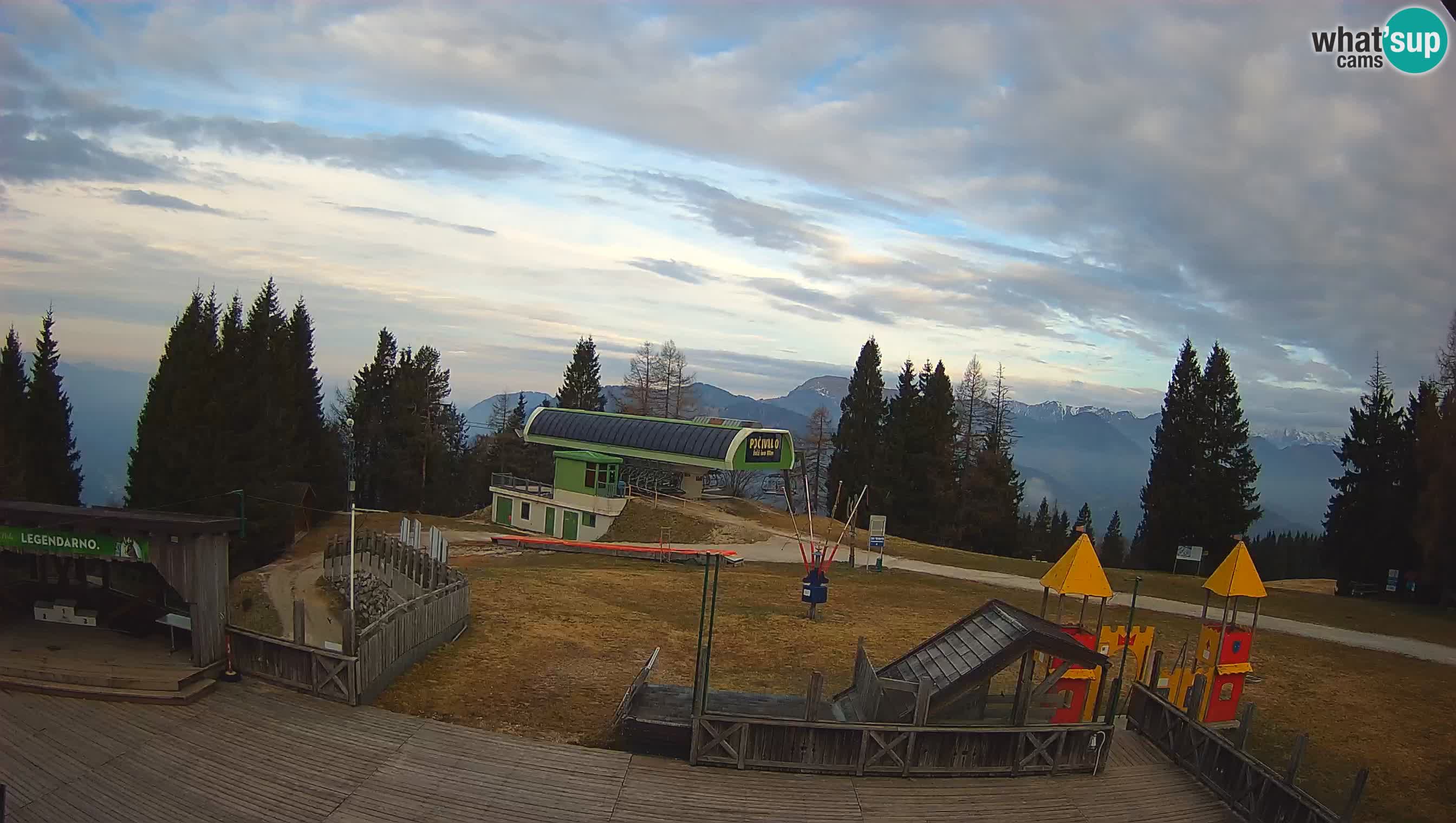 Alpska Perla Skijalište Cerkno Počivalo web kamera – Slovenija