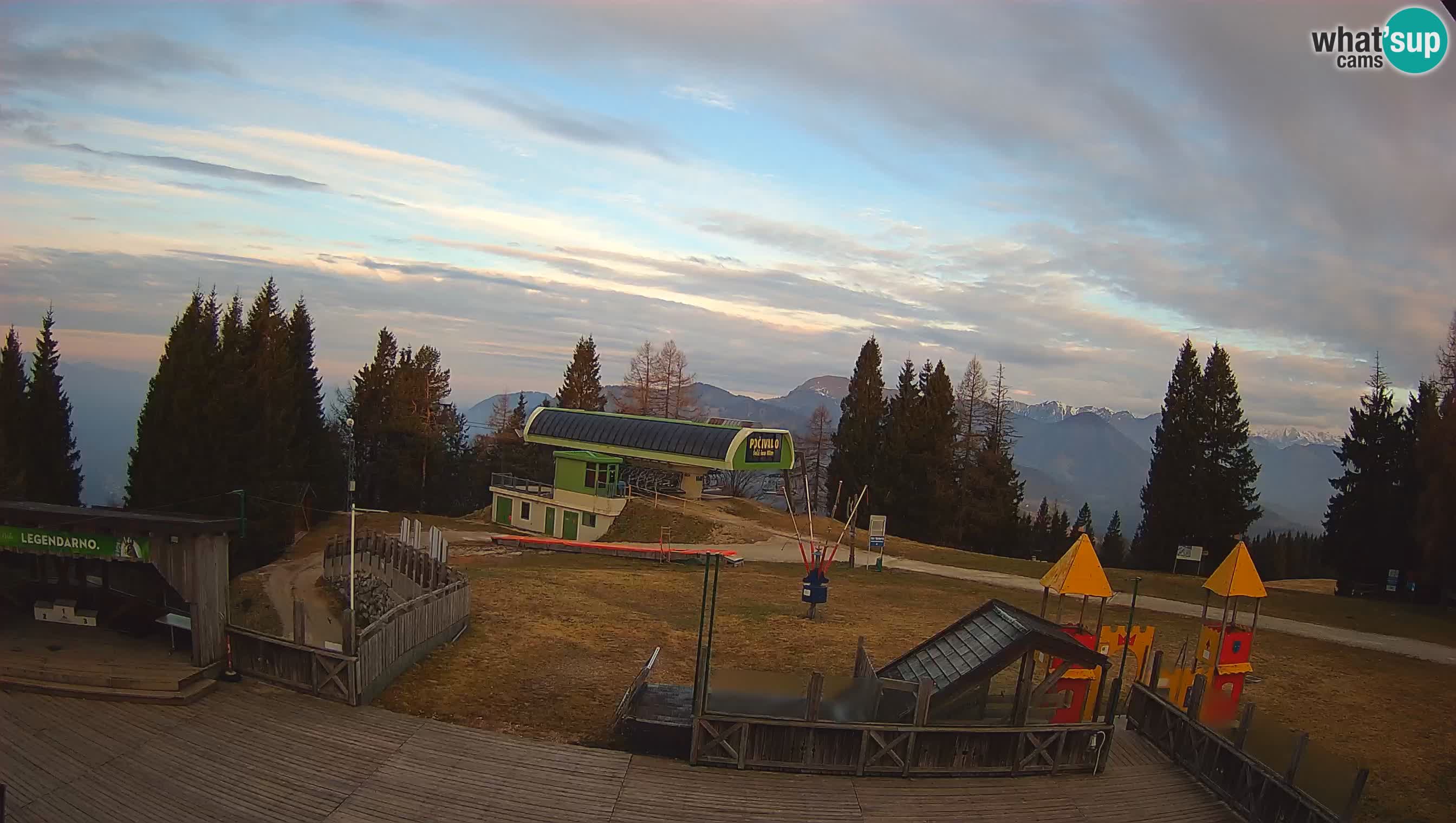 Alpska Perla Ski hotel Cerkno Počivalo webcam – Slovenia