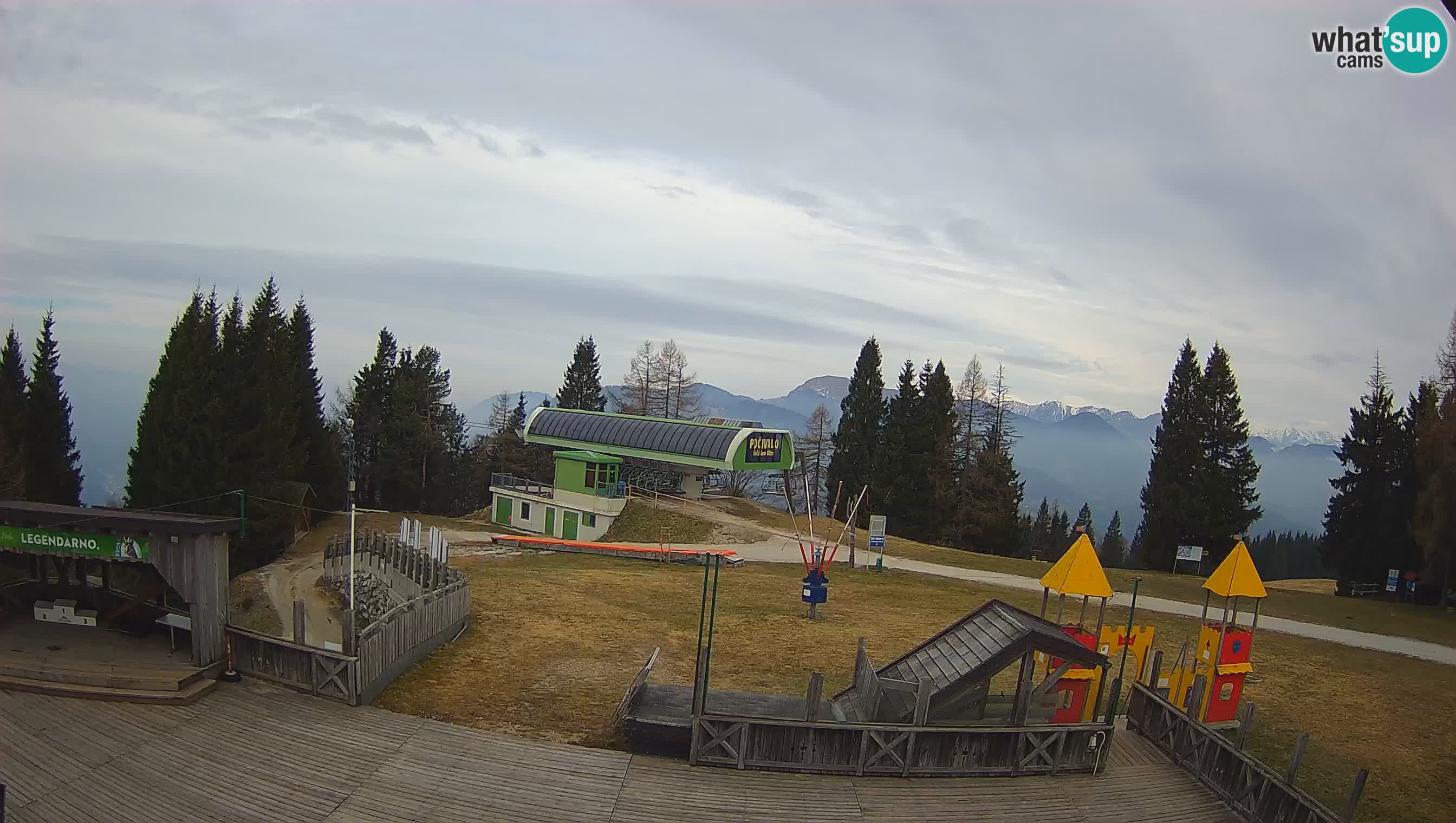 Alpska Perla Ski center Cerkno Počivalo webcam – Slovenia