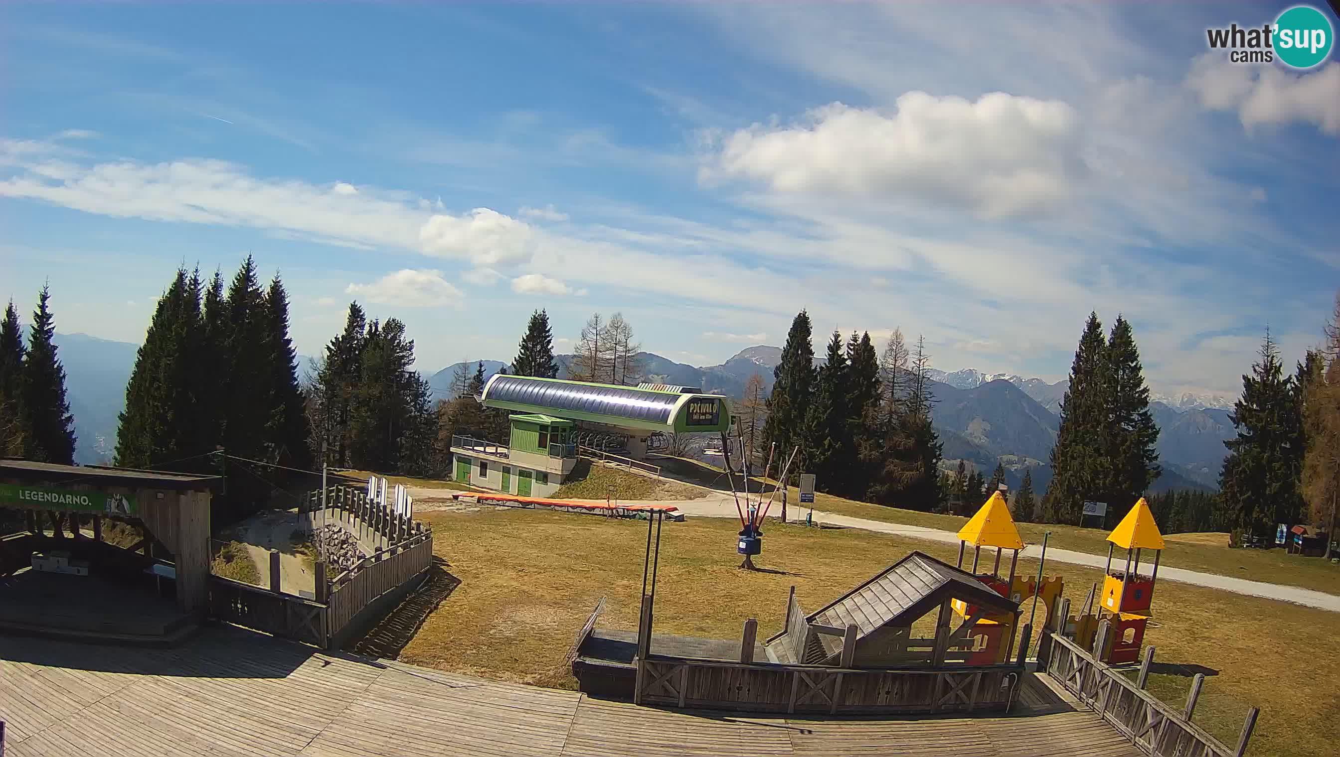 Alpska Perla Ski center Cerkno Počivalo webcam – Slovenia